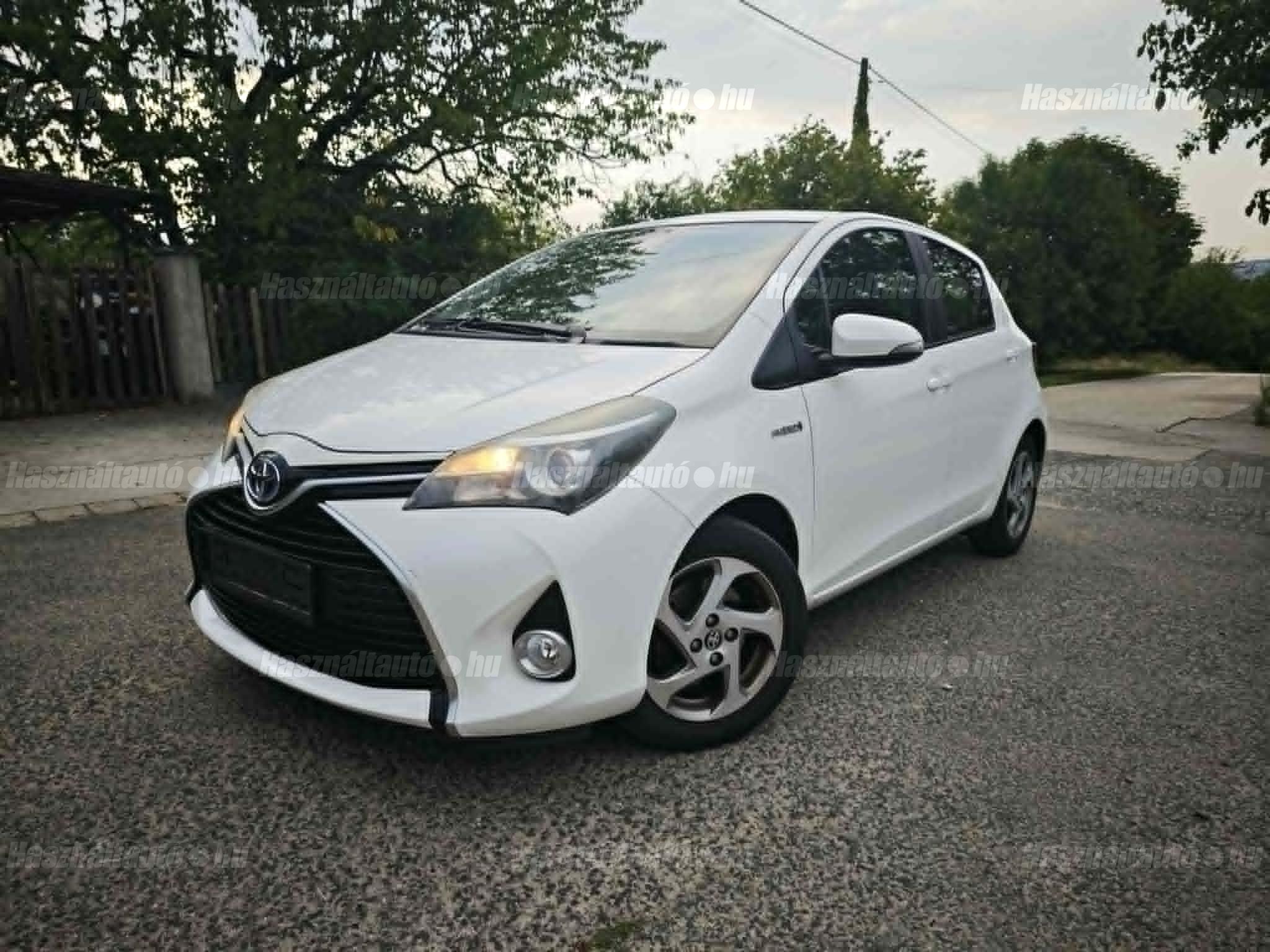 TOYOTA YARIS 2016/2 - 1
