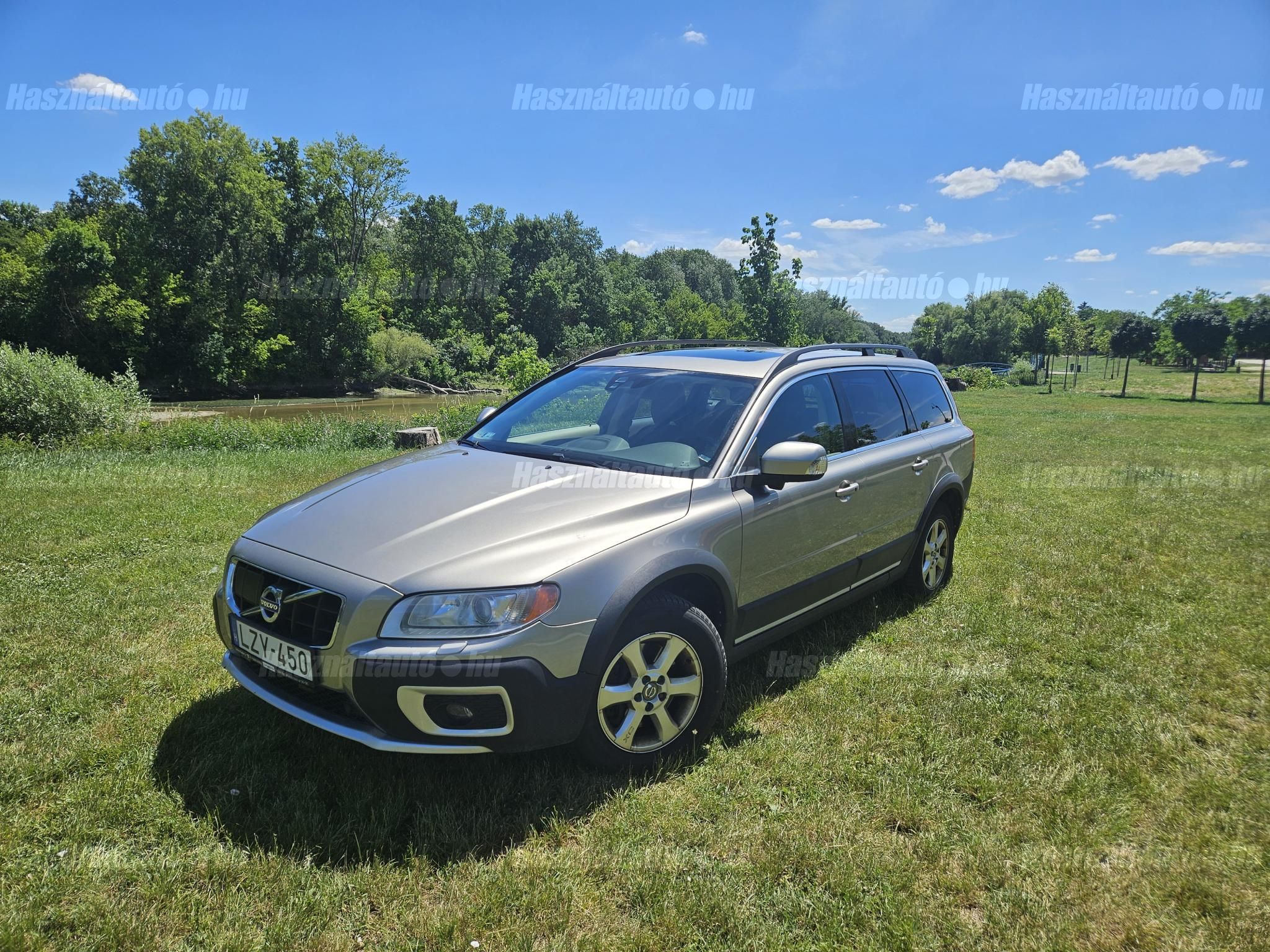 VOLVO XC70 2011/12 - 1