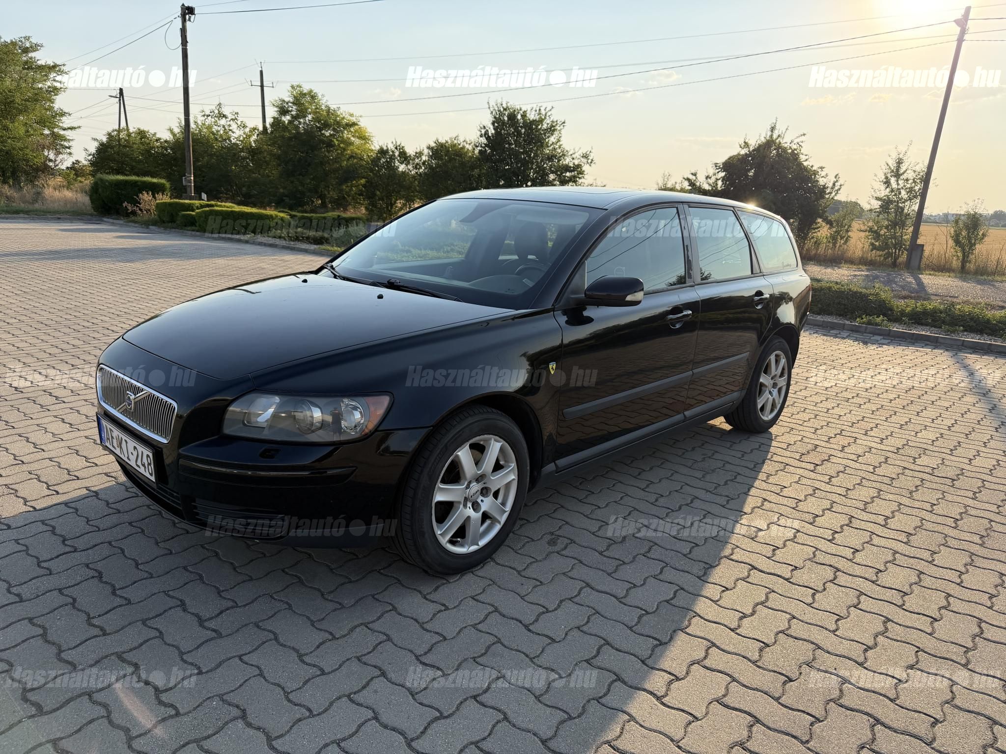 VOLVO V50 2005/6 - 1