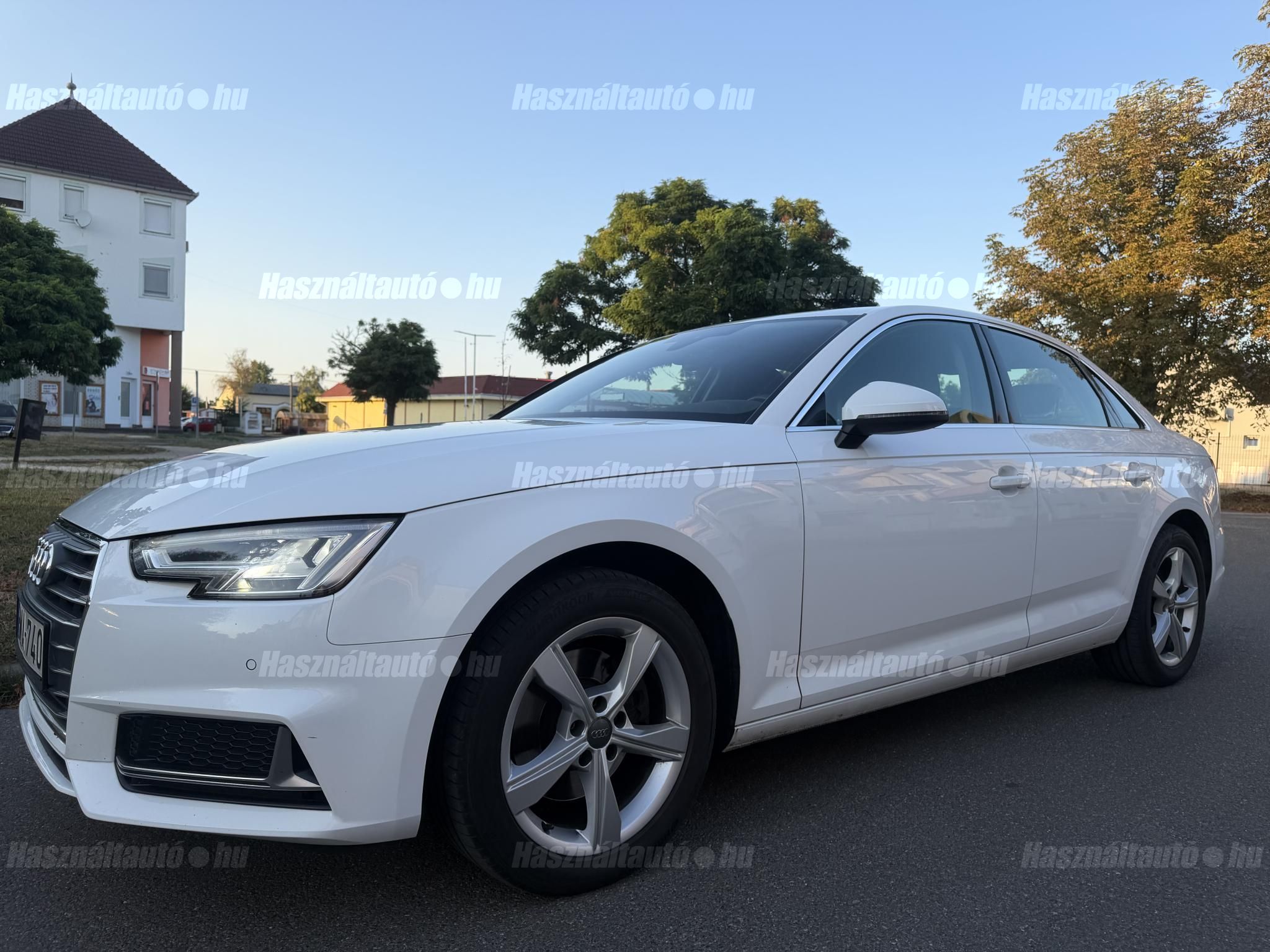 AUDI A4 2019/5 - 1
