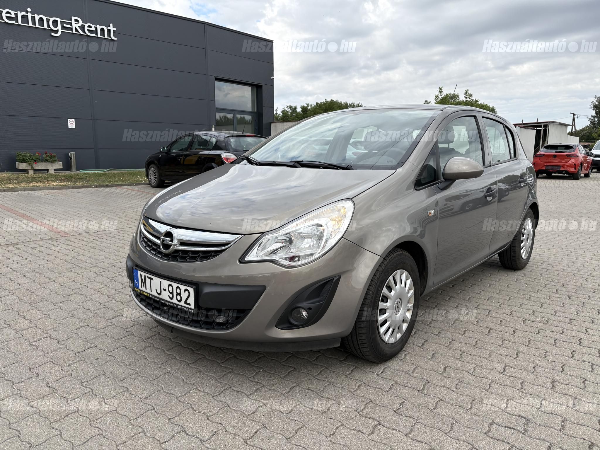 OPEL CORSA 2014/5 - 1