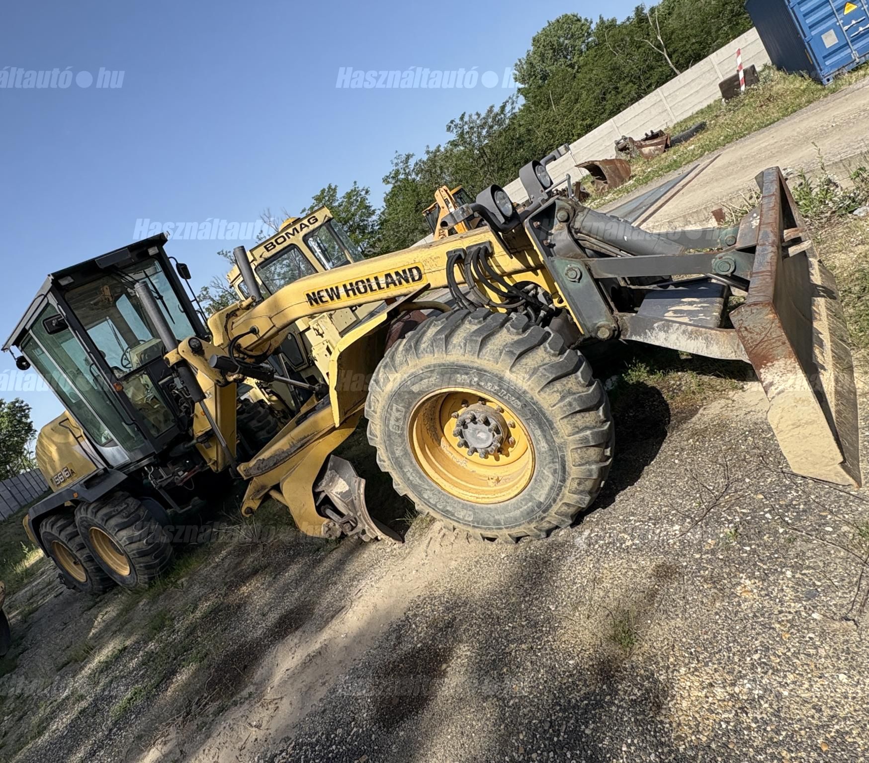 NEW HOLLAND 2006 - 1