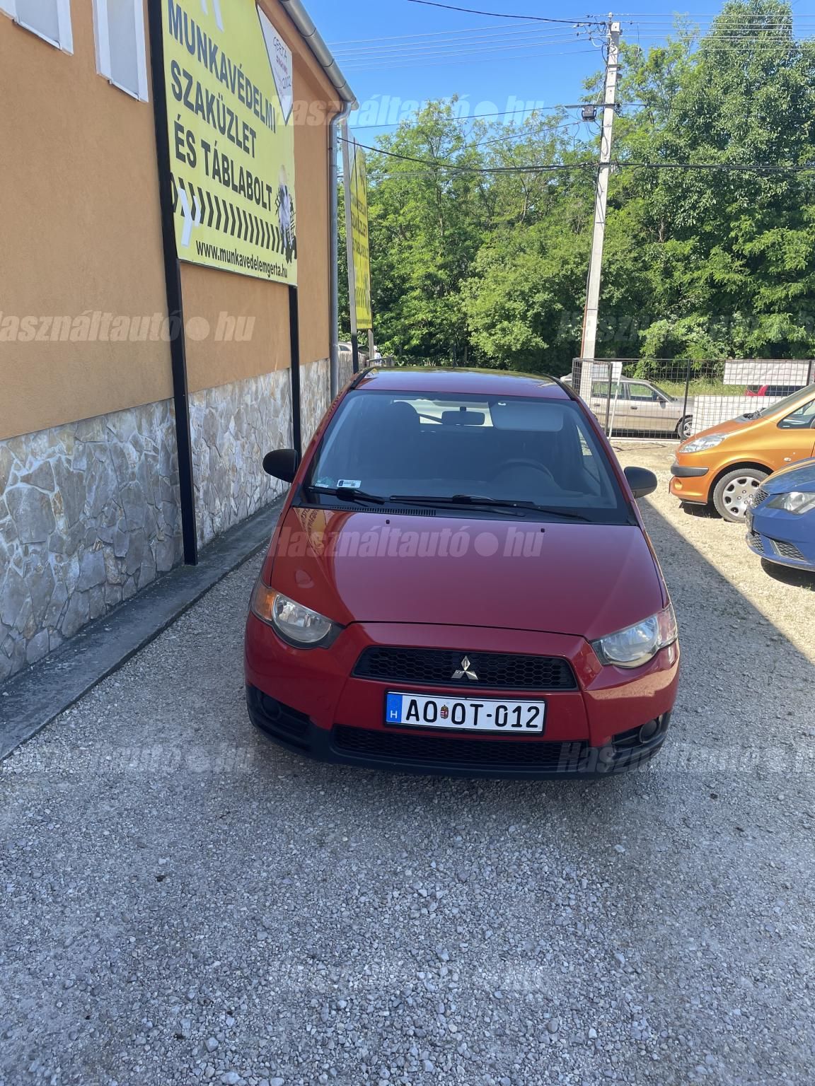MITSUBISHI COLT 2012/3 - 1