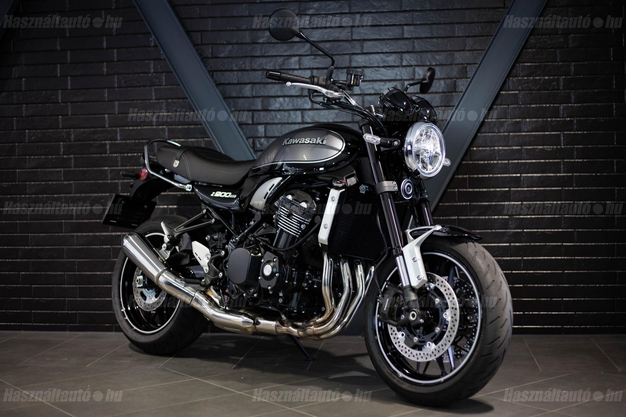 KAWASAKI Z 900 RS 2025 - 1