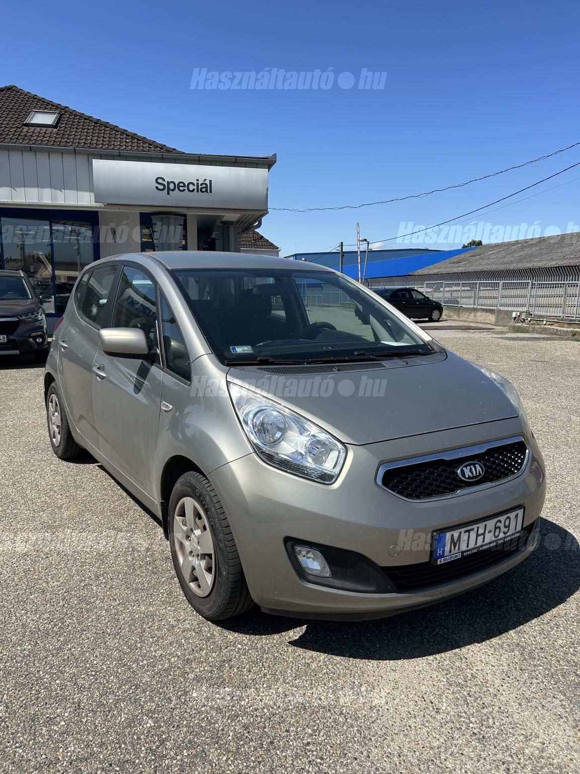 KIA VENGA 2014/6 - 1
