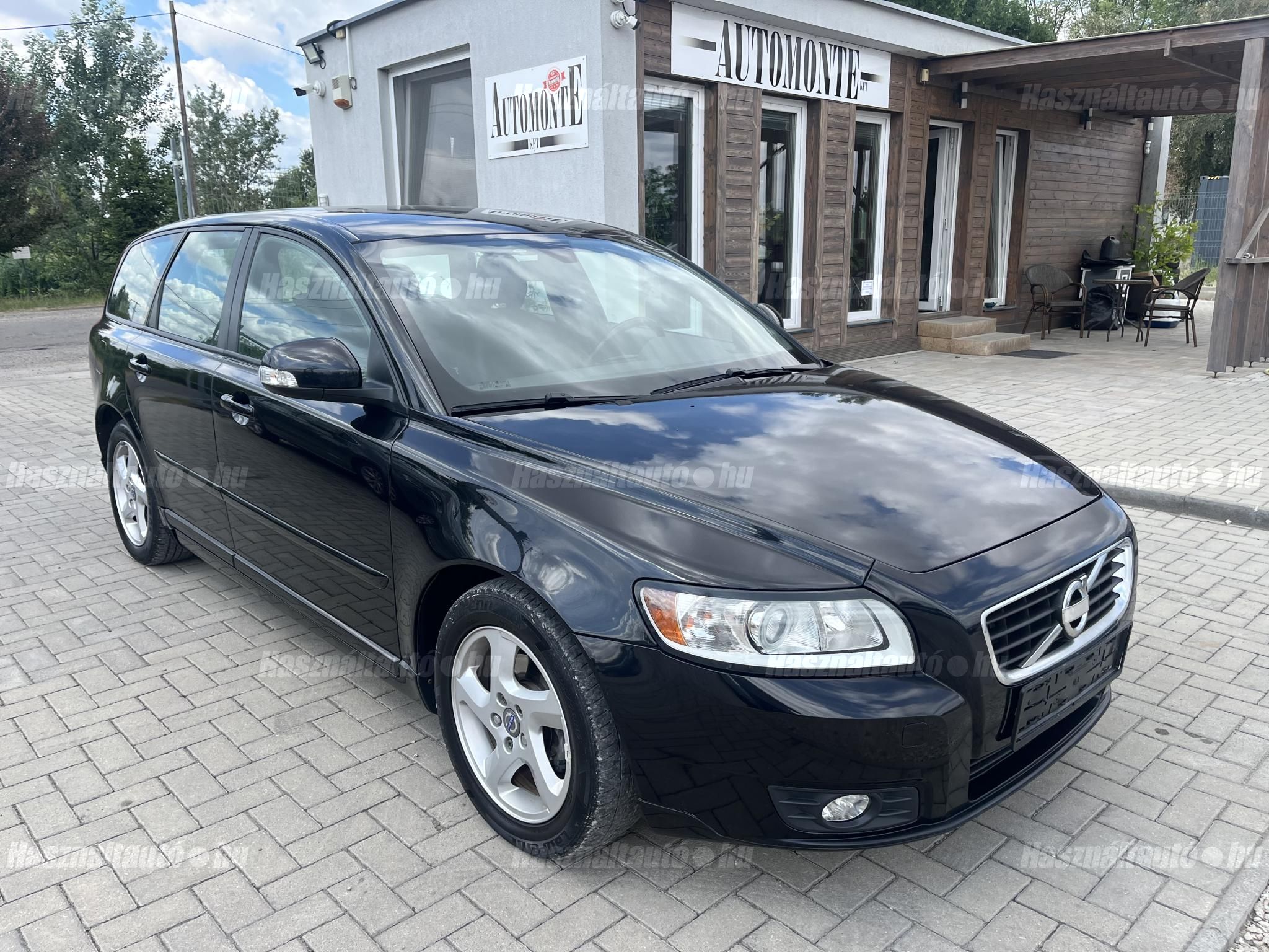 VOLVO V50 2012/4 - 1