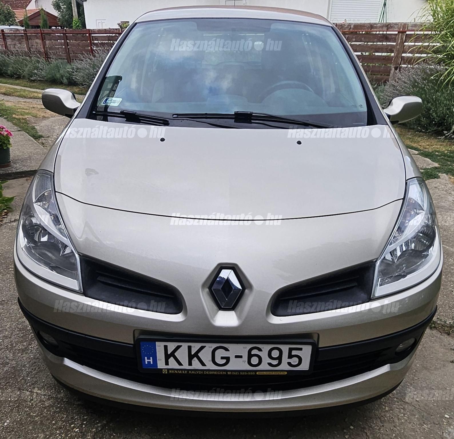 RENAULT CLIO 2006 - 1