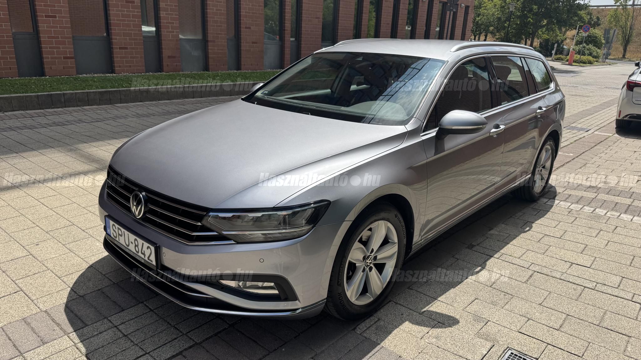VOLKSWAGEN PASSAT 2021/5 - 1
