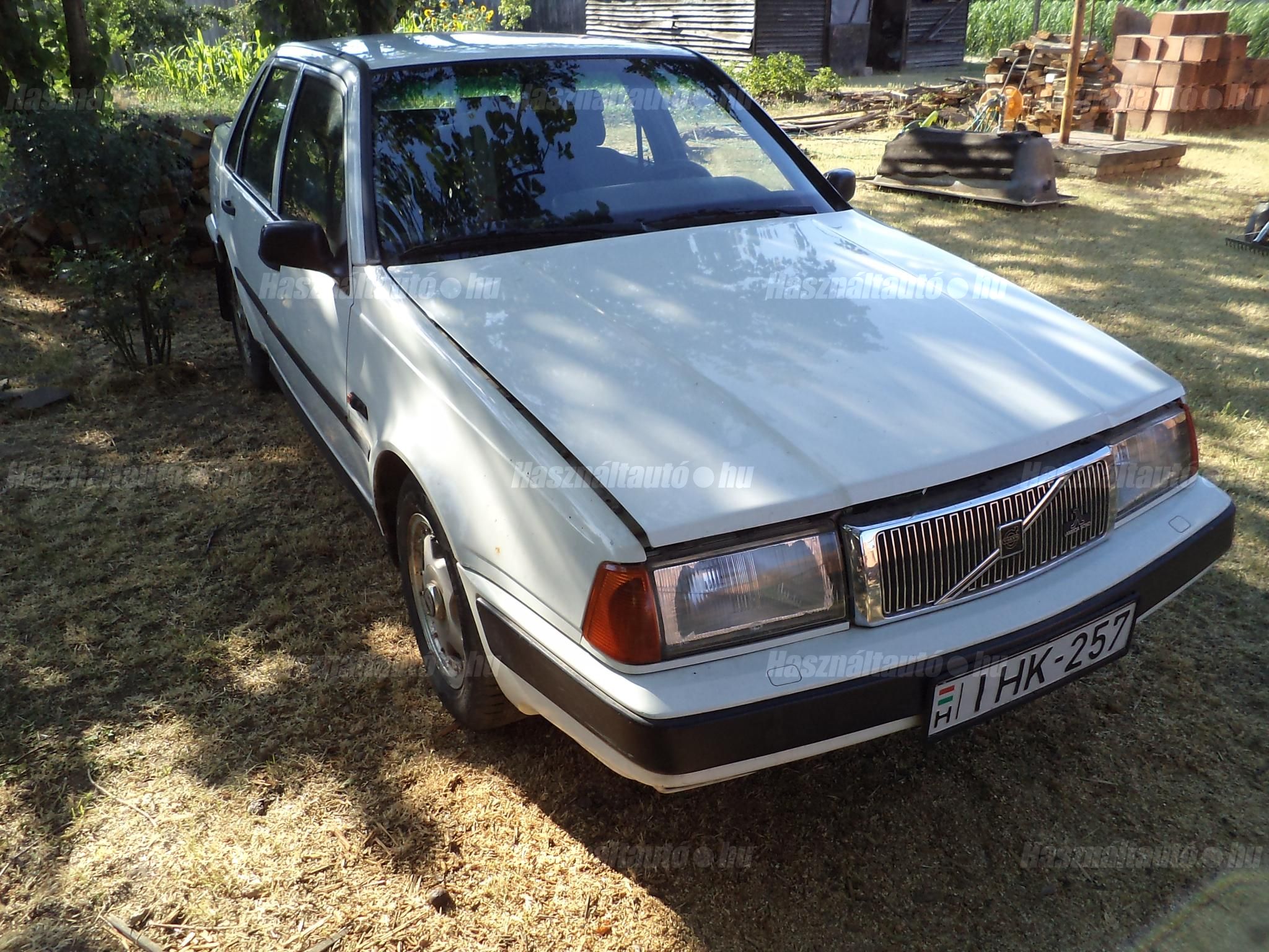 VOLVO 460 1992 - 1
