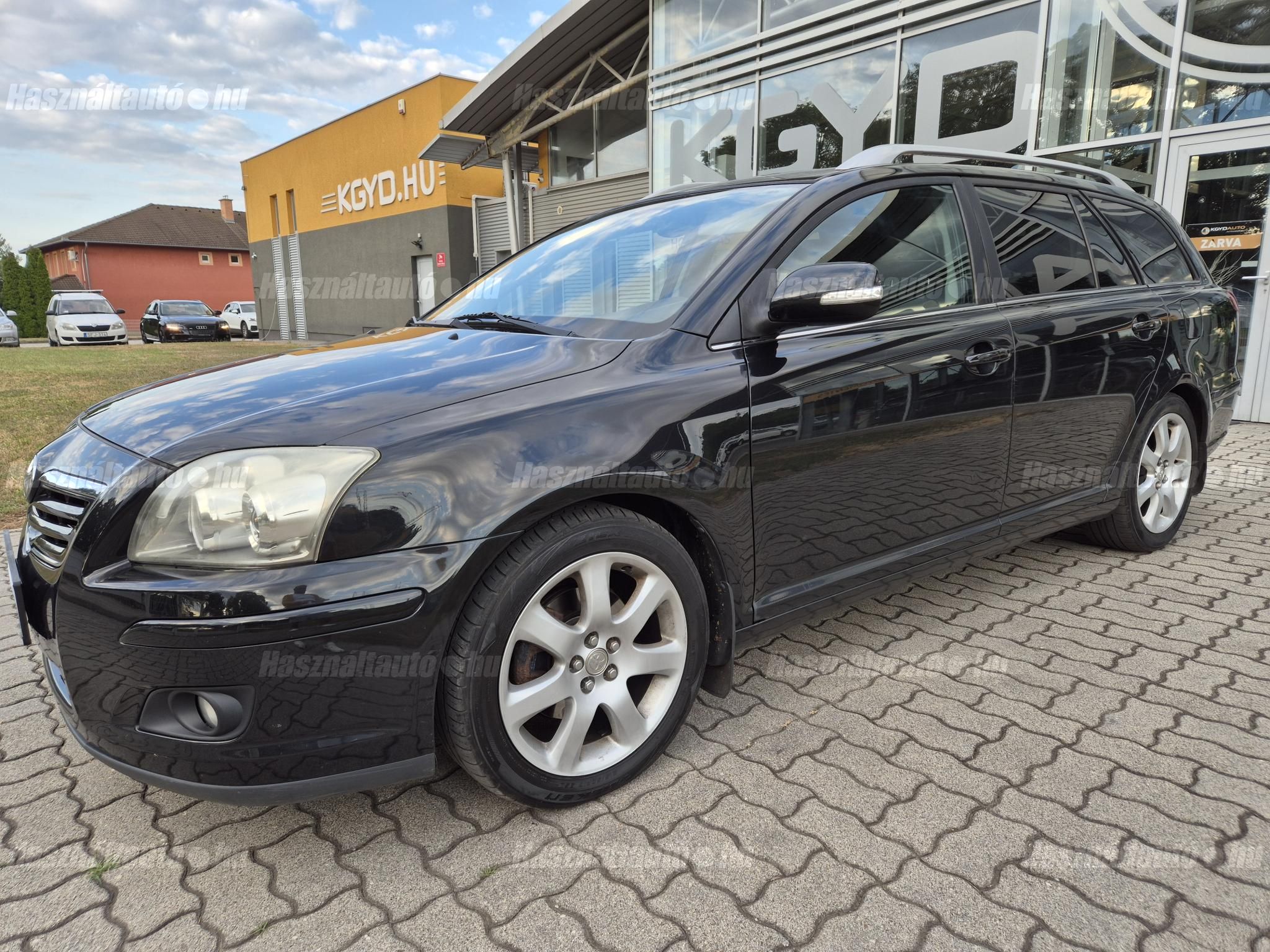 TOYOTA AVENSIS 2008/8 - 1