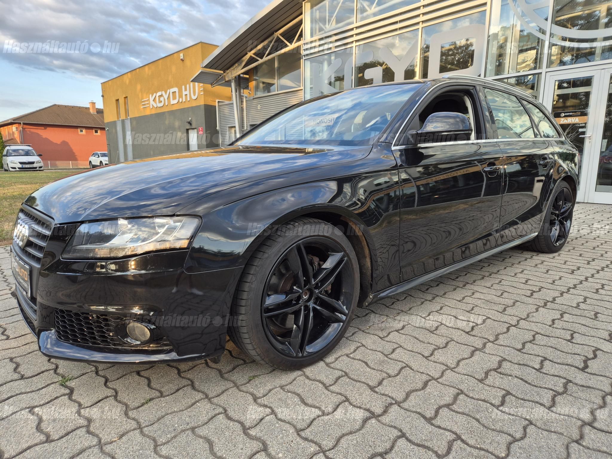 AUDI A4 2009/10 - 1