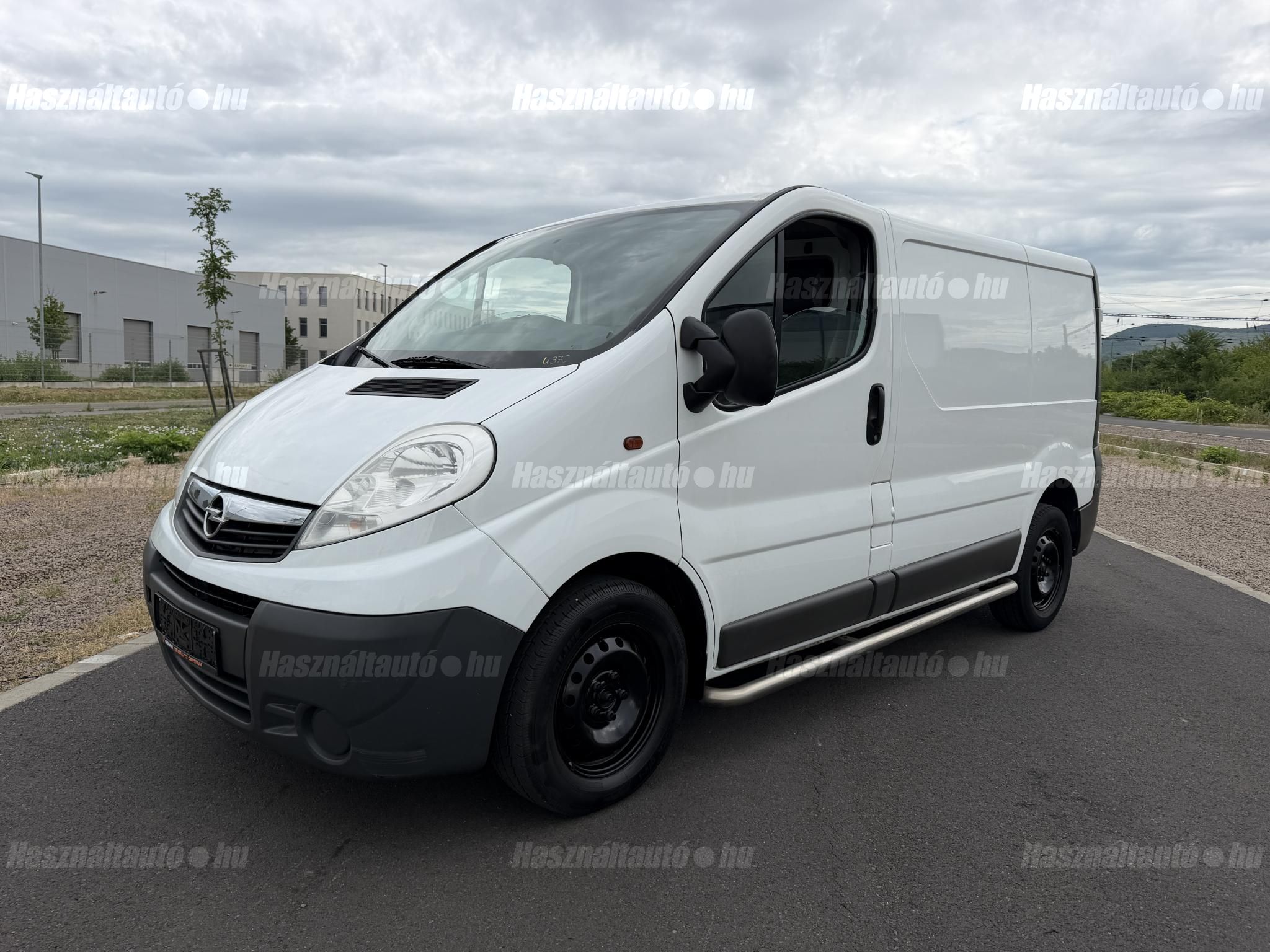 OPEL VIVARO 2012/9 - 1