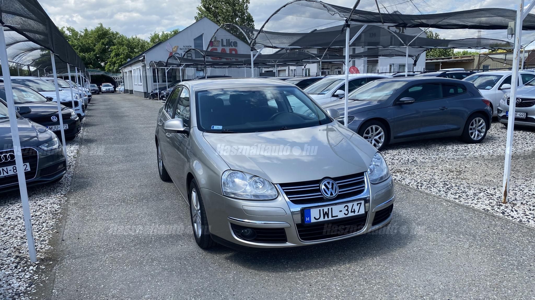VOLKSWAGEN JETTA 2005 - 1