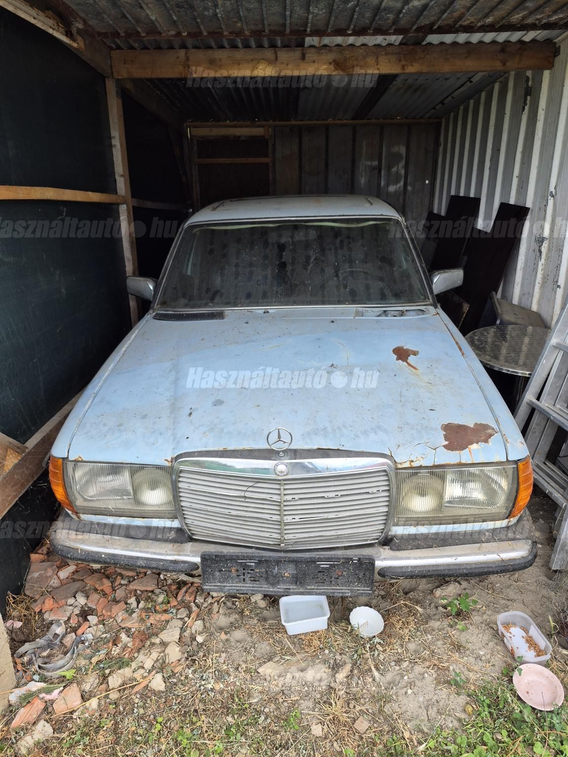 MERCEDES-BENZ W 123 1979/1 - 1