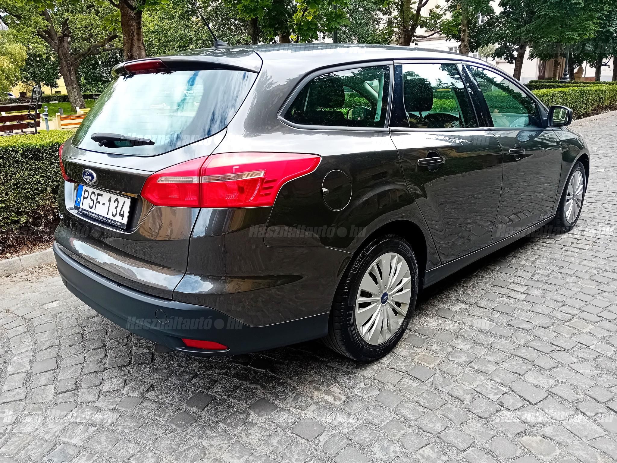 FORD FOCUS 2016/5 - 1