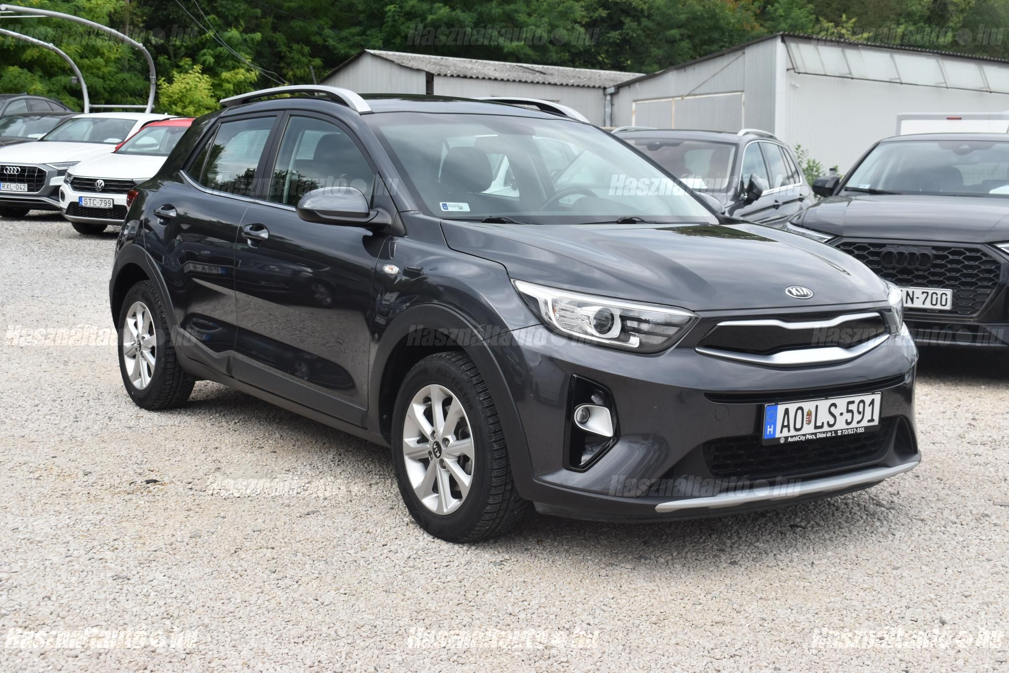 KIA STONIC 2019/4 - 1