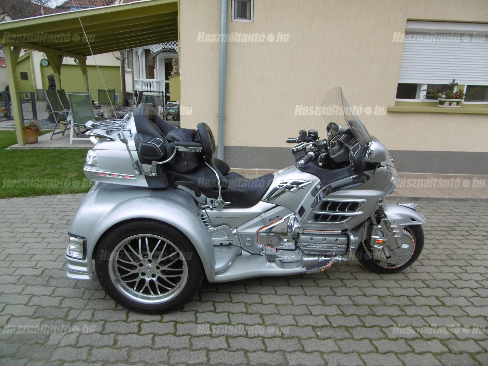 HONDA GL 1800 (GOLD WING) 2008/8 - 1