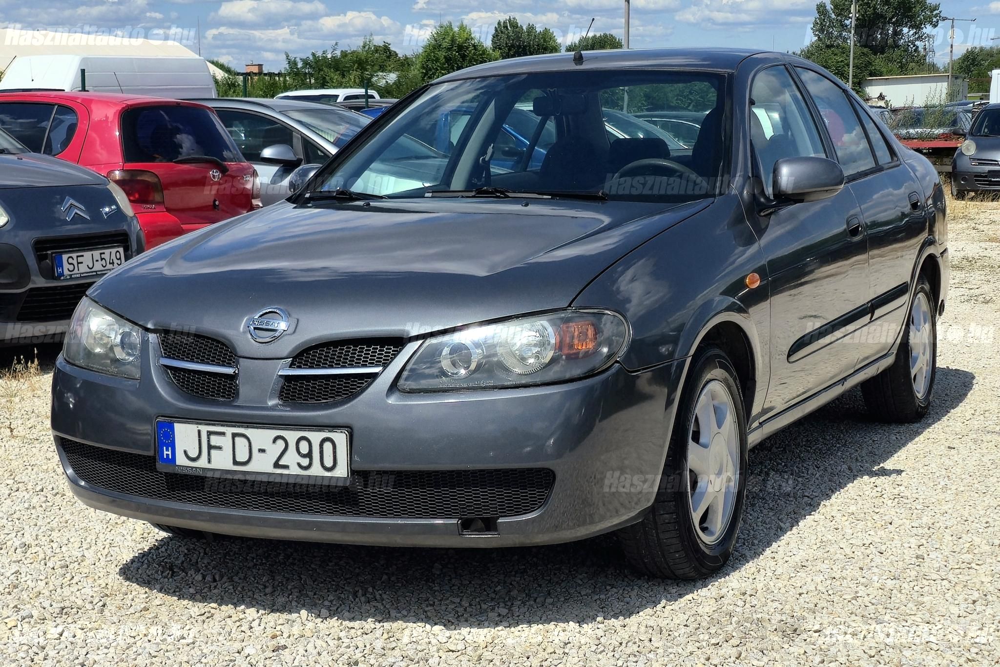 NISSAN ALMERA 2004/6 - 1