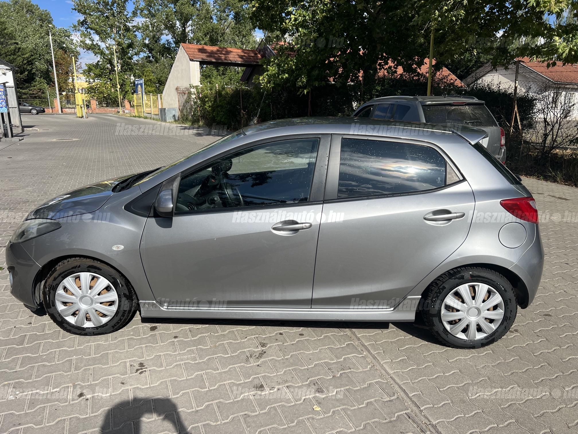 MAZDA 2 2012/4 - 1