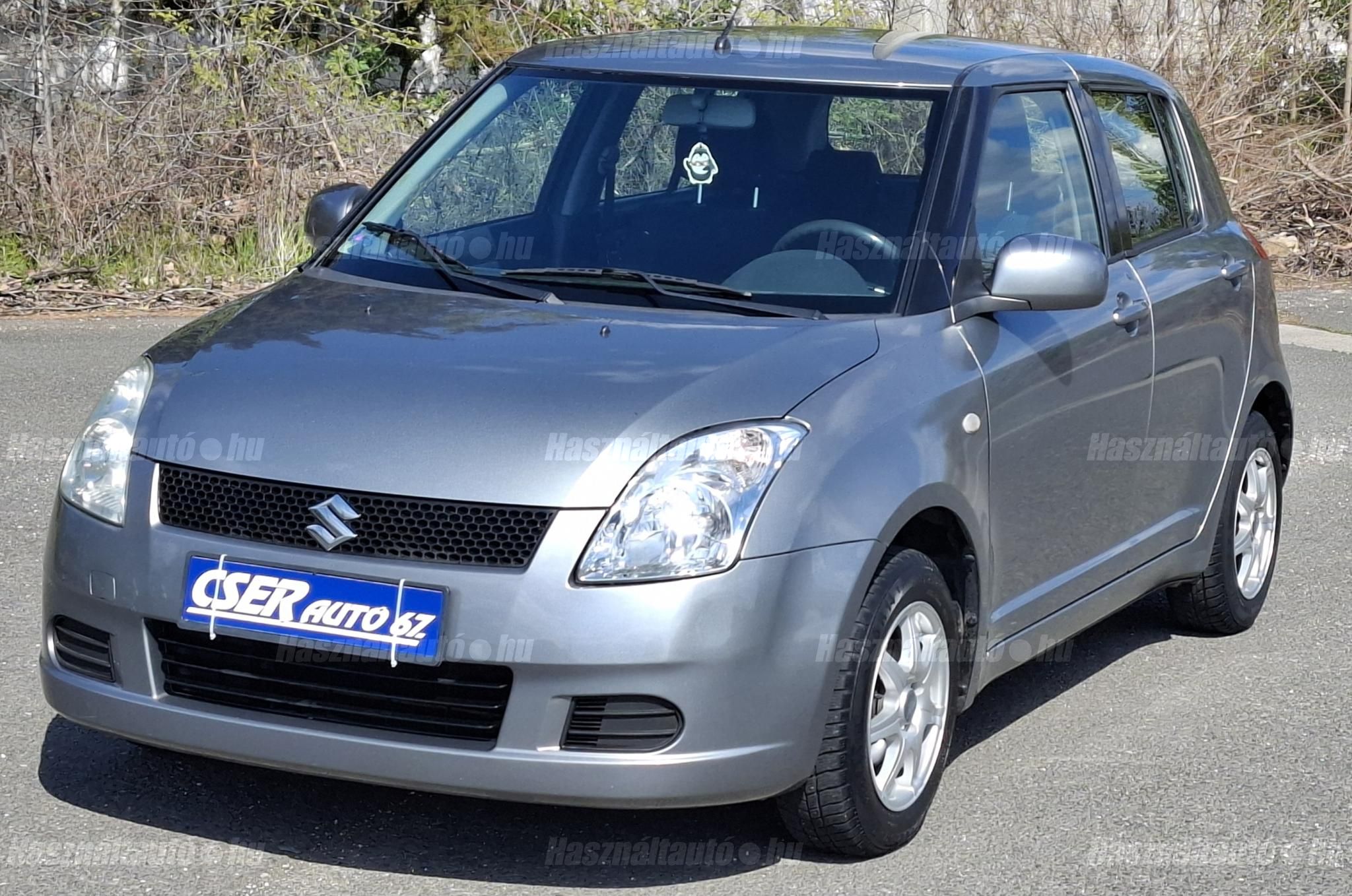 SUZUKI SWIFT 2013/12 - 1
