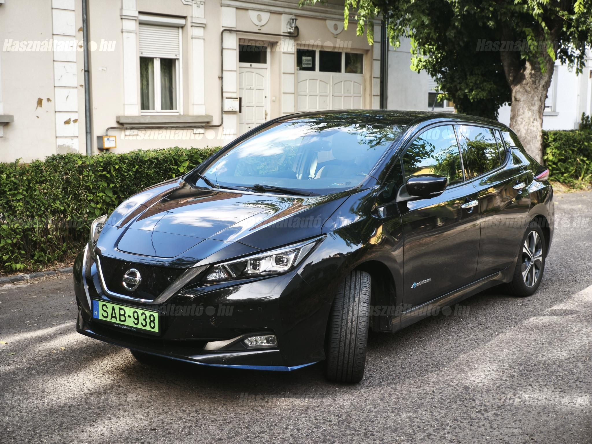 NISSAN LEAF 2020/3 - 1