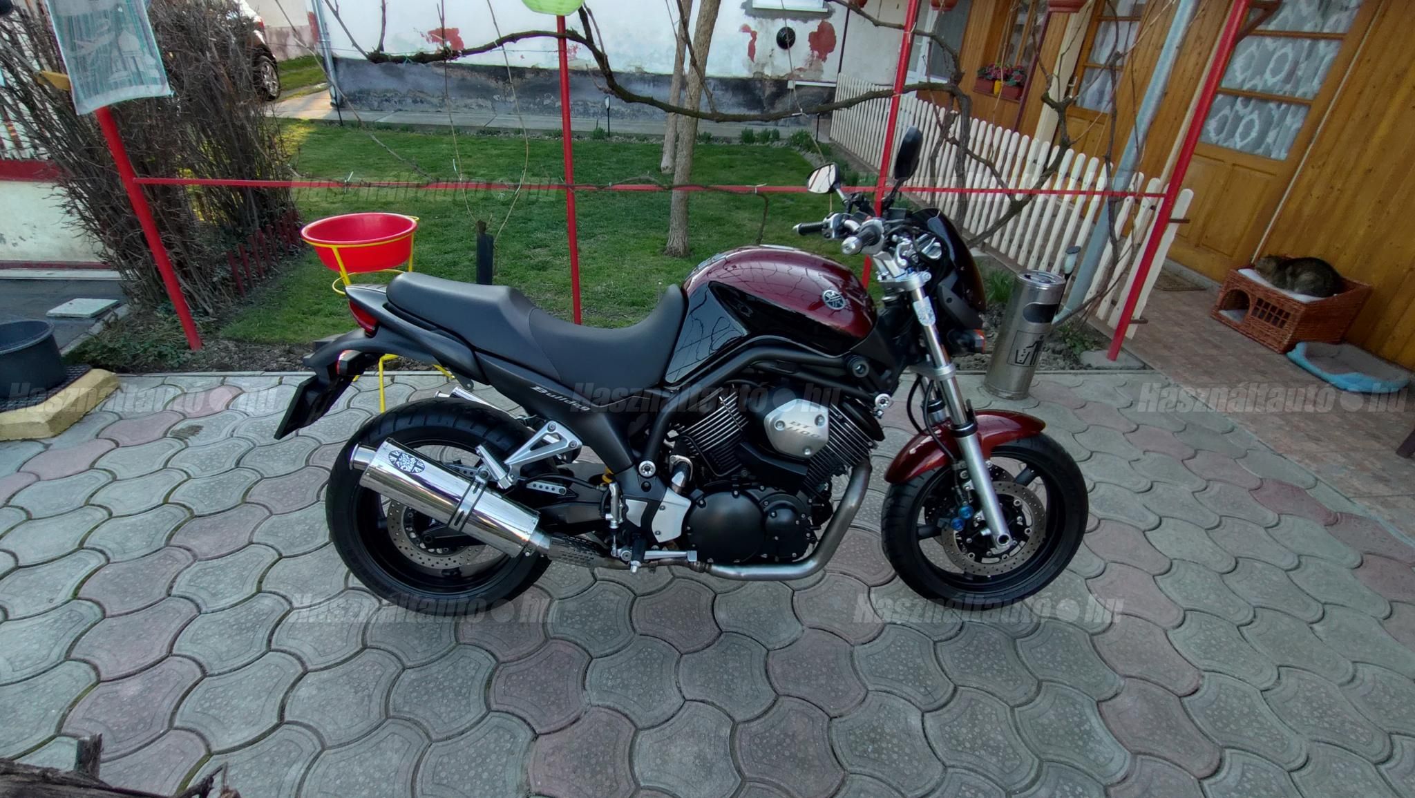 YAMAHA BT 1100 2005/4 - 1