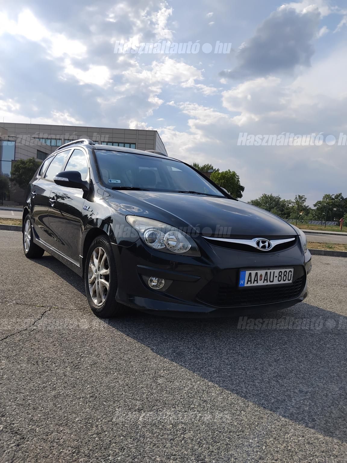 HYUNDAI I30 2010/4 - 1