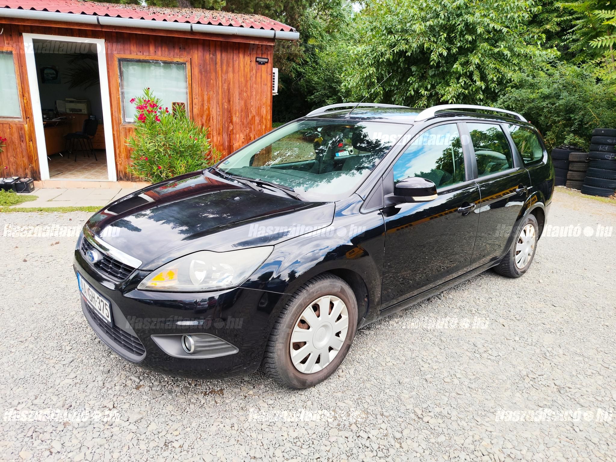 FORD FOCUS 2009/10 - 1