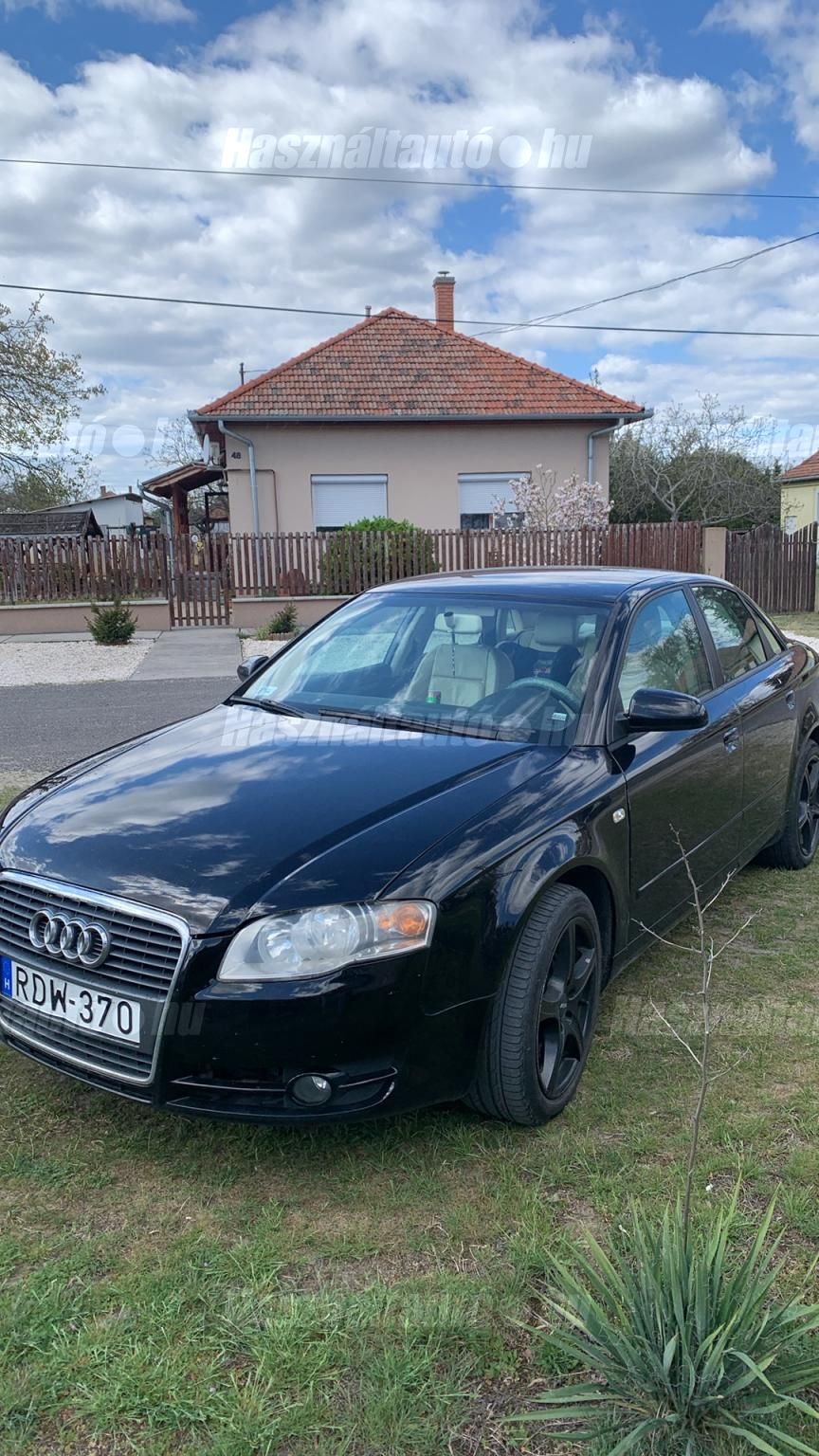 AUDI A4 2006/6 - 1