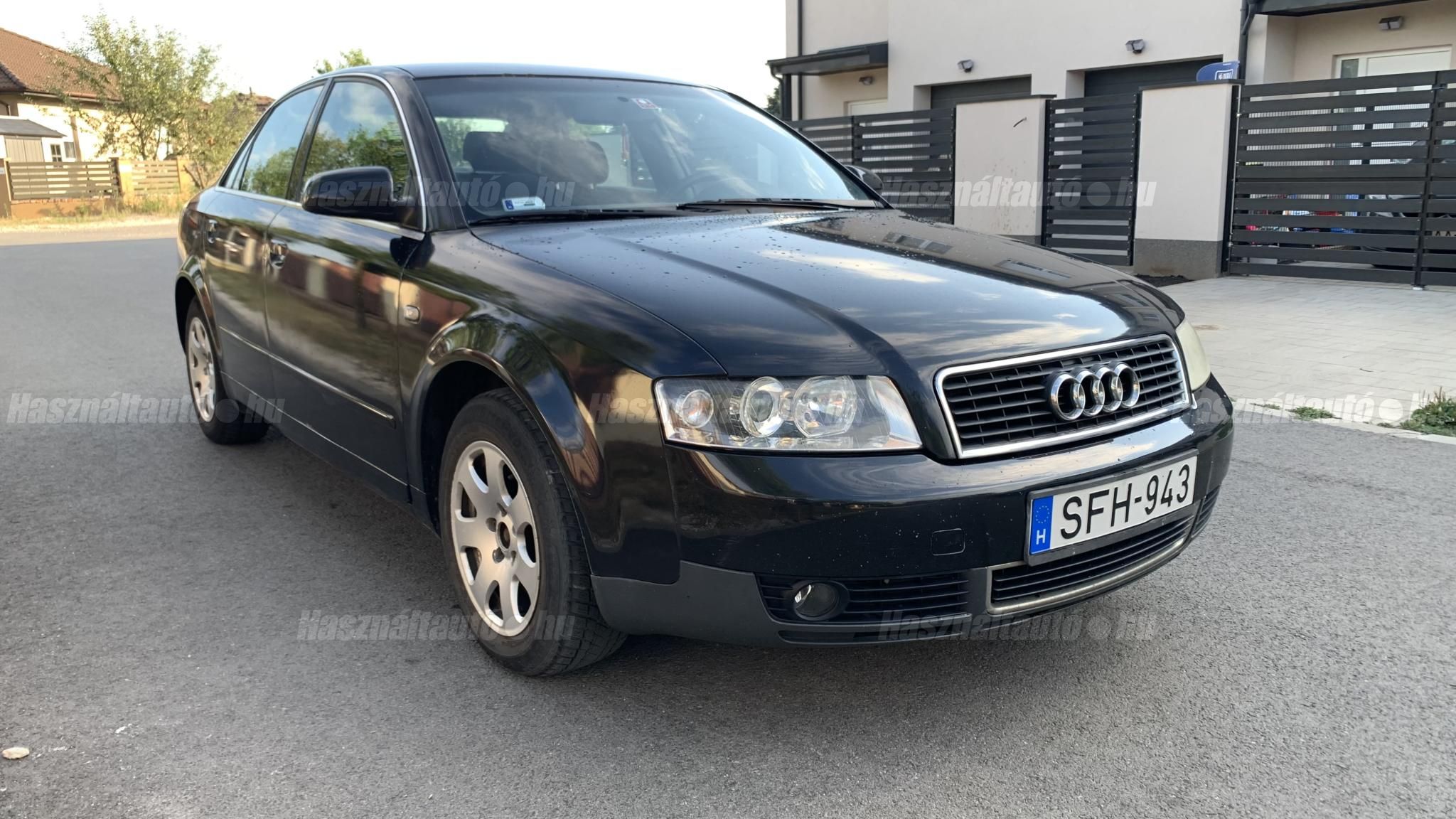 AUDI A4 2002 - 1