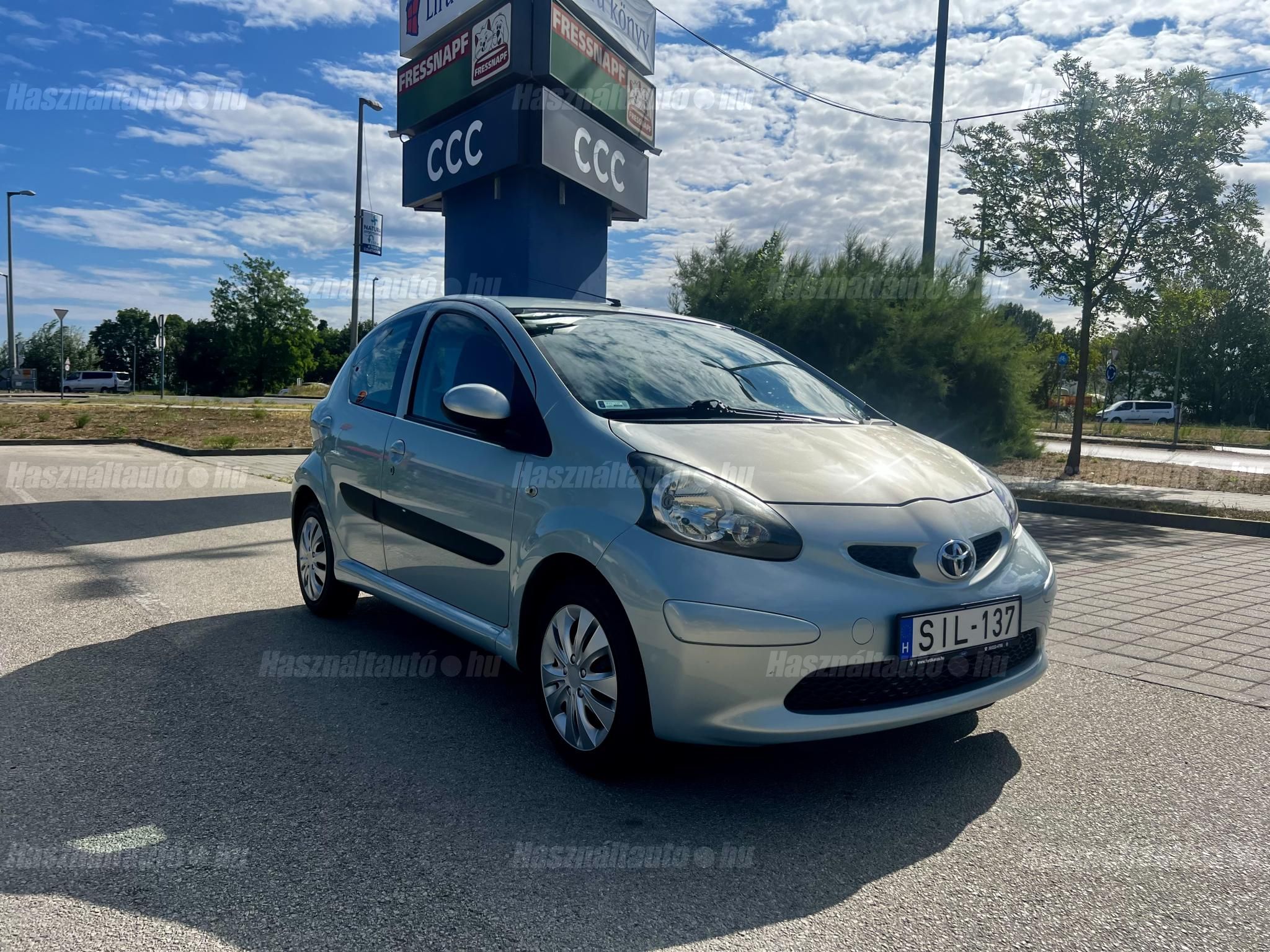 TOYOTA AYGO 2008/3 - 1