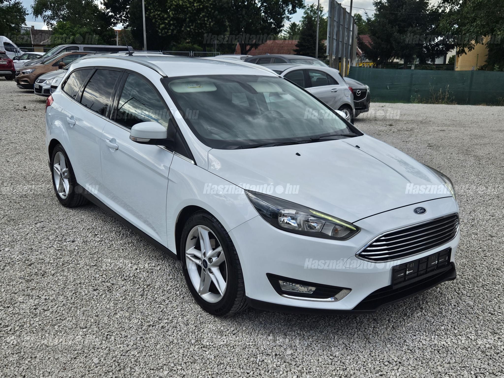 FORD FOCUS 2016/7 - 1