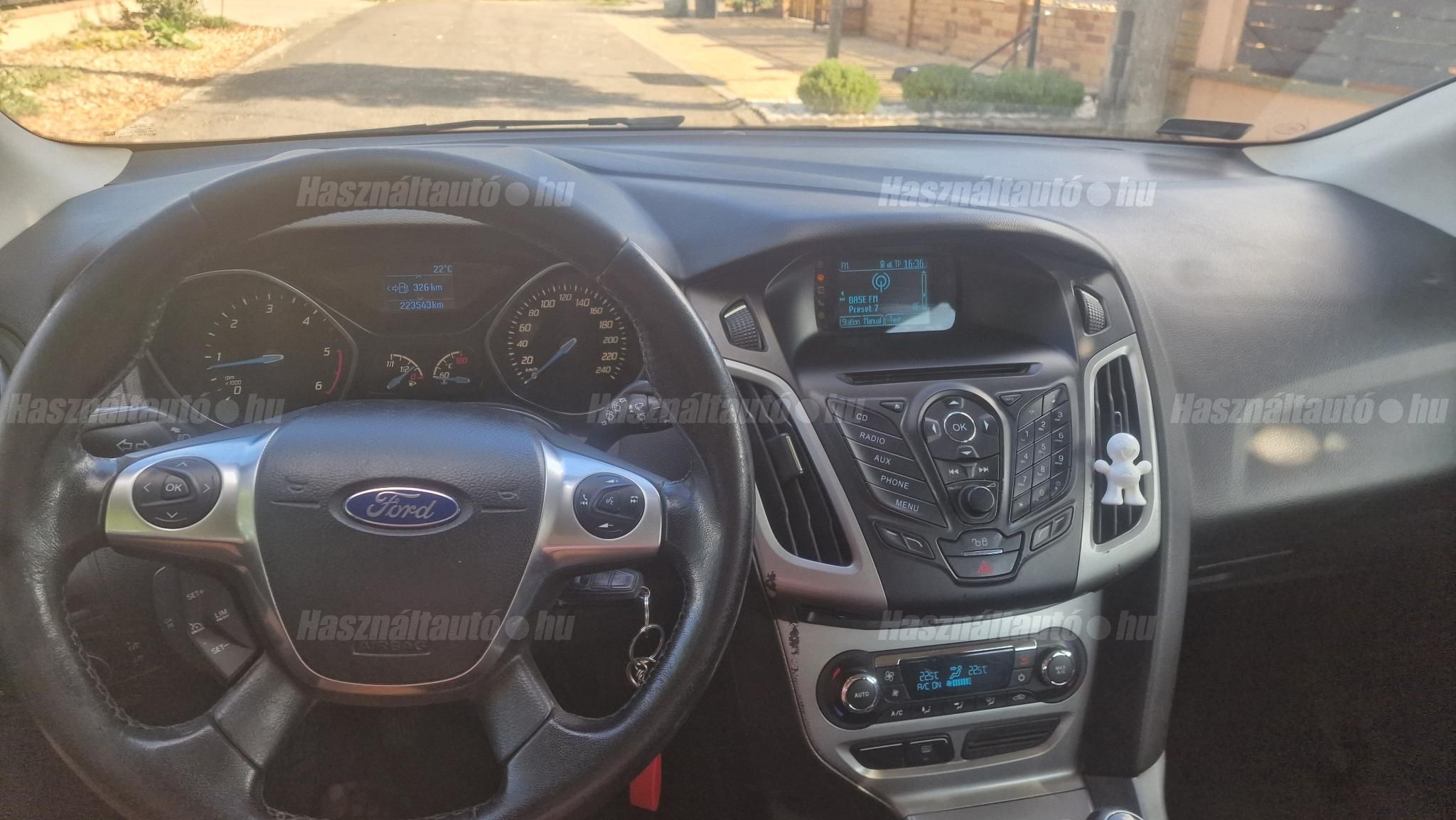 FORD FOCUS 2014/7 - 1