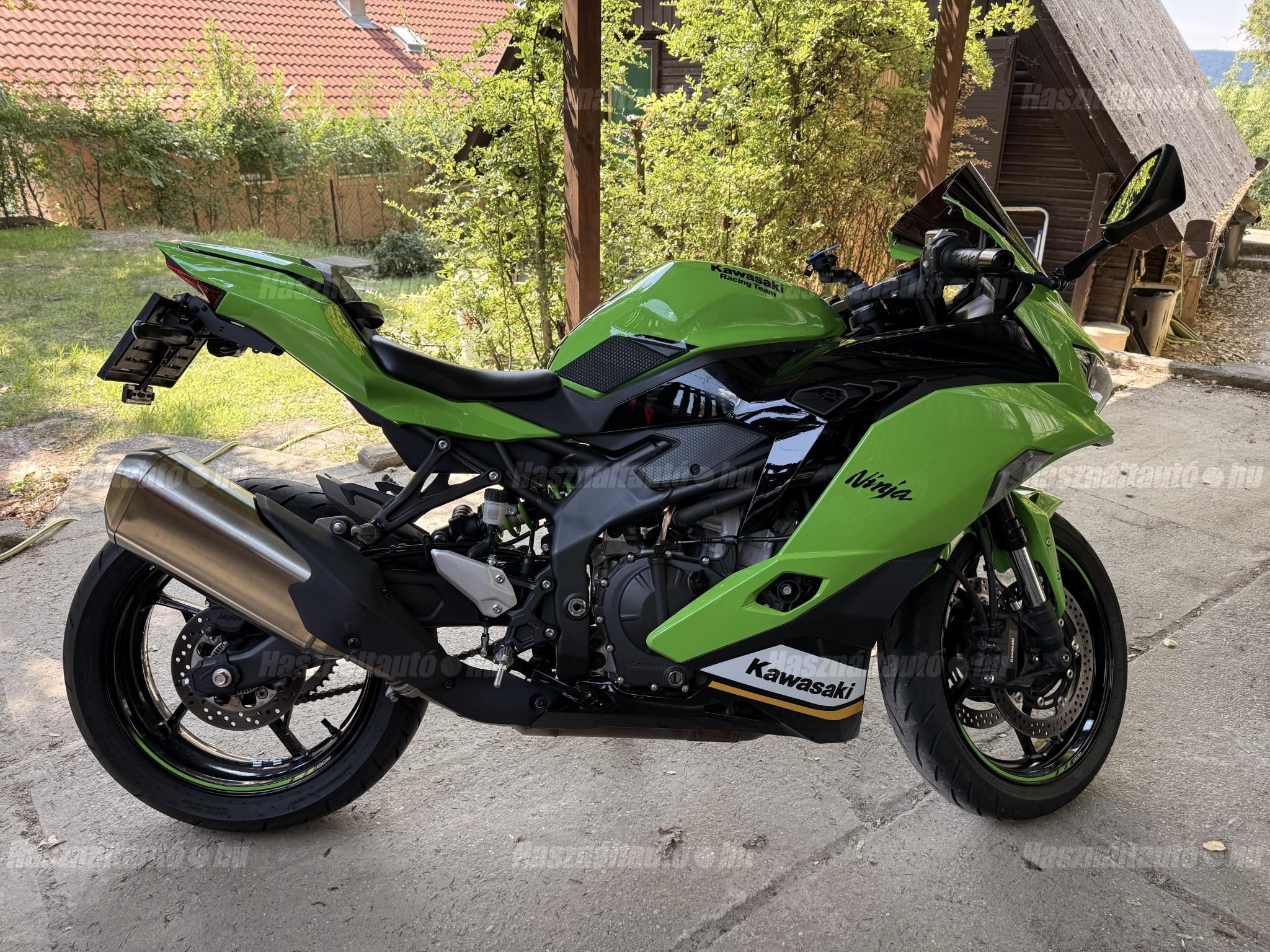 KAWASAKI ZX-4R (NINJA) 2025/5 - 1