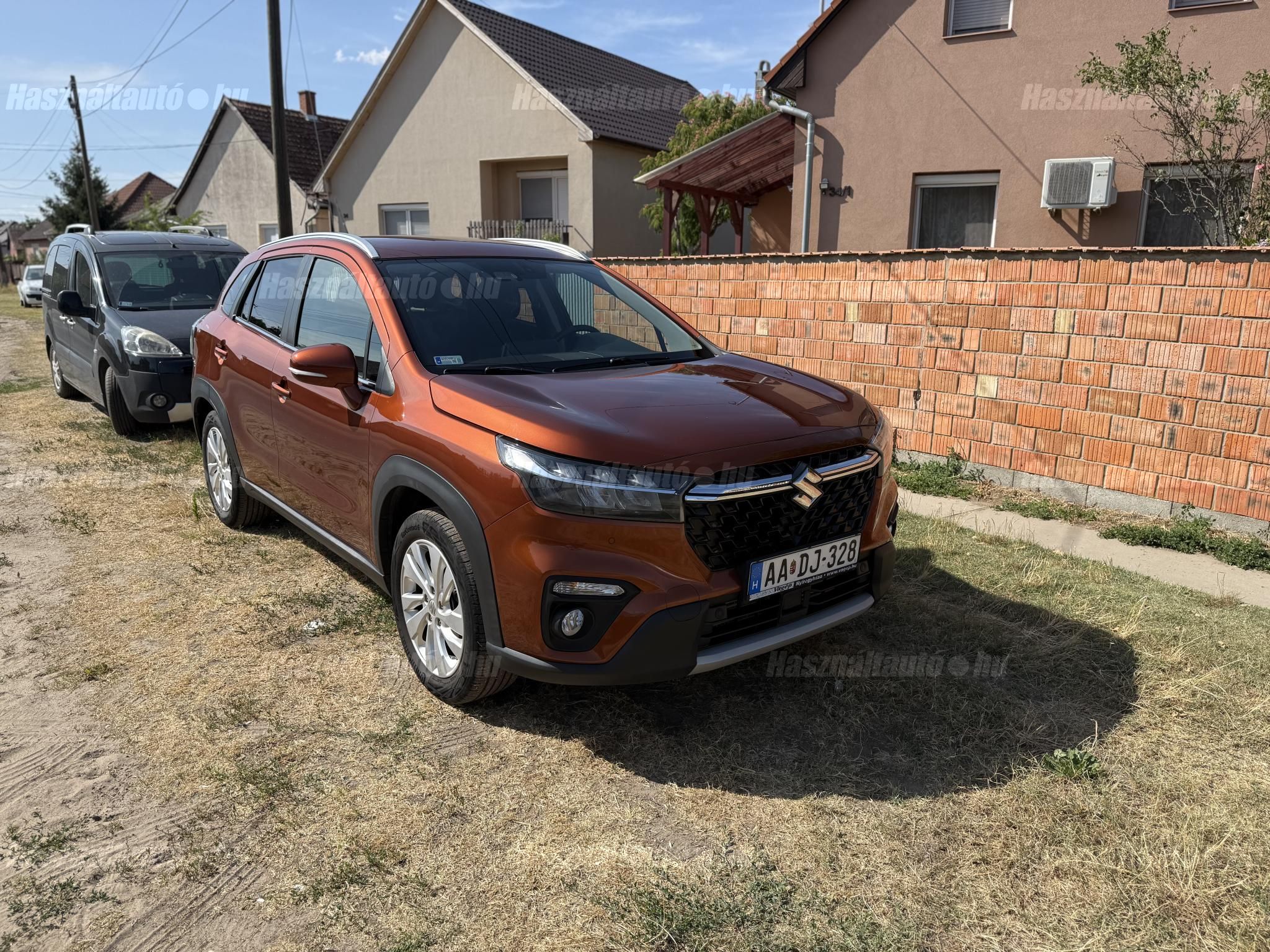 SUZUKI S-CROSS 2022/8 - 1