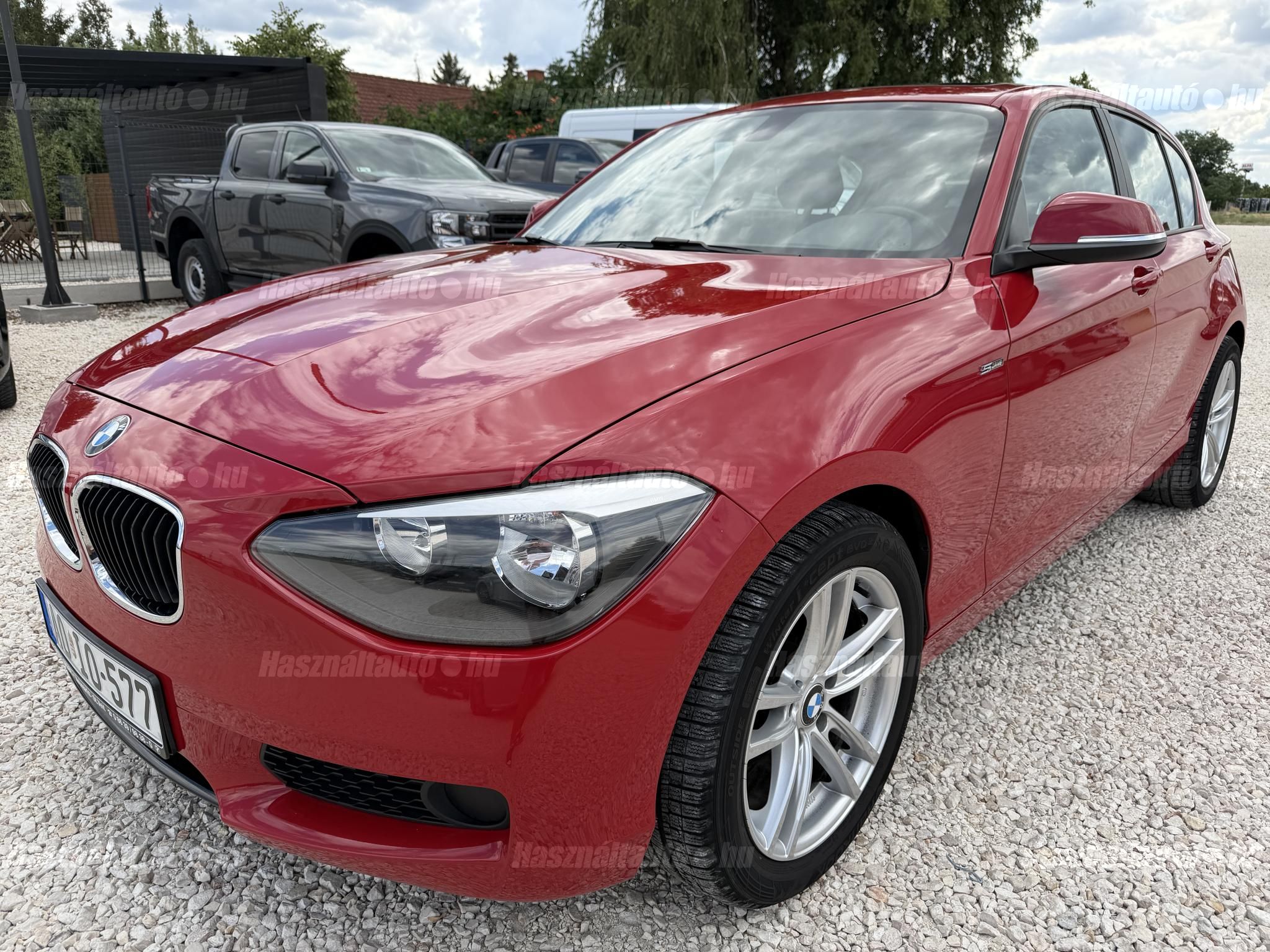 BMW 116 2013/10 - 1