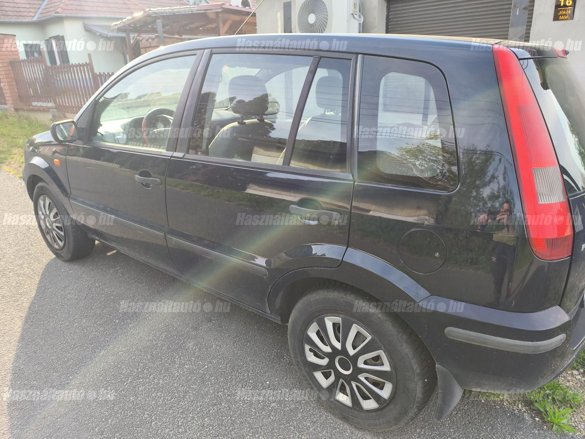 FORD FUSION 2004/4 - 1