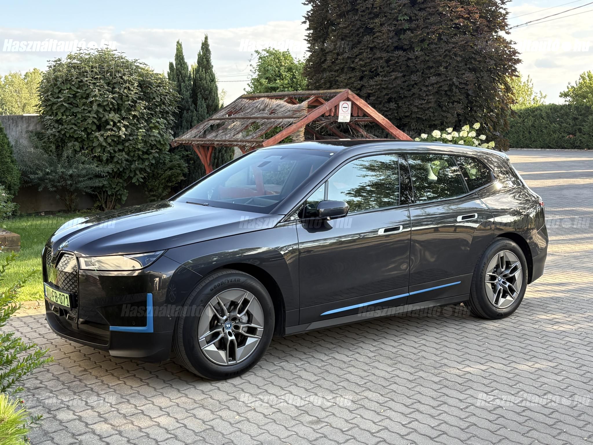 BMW IX 2022/5 - 1