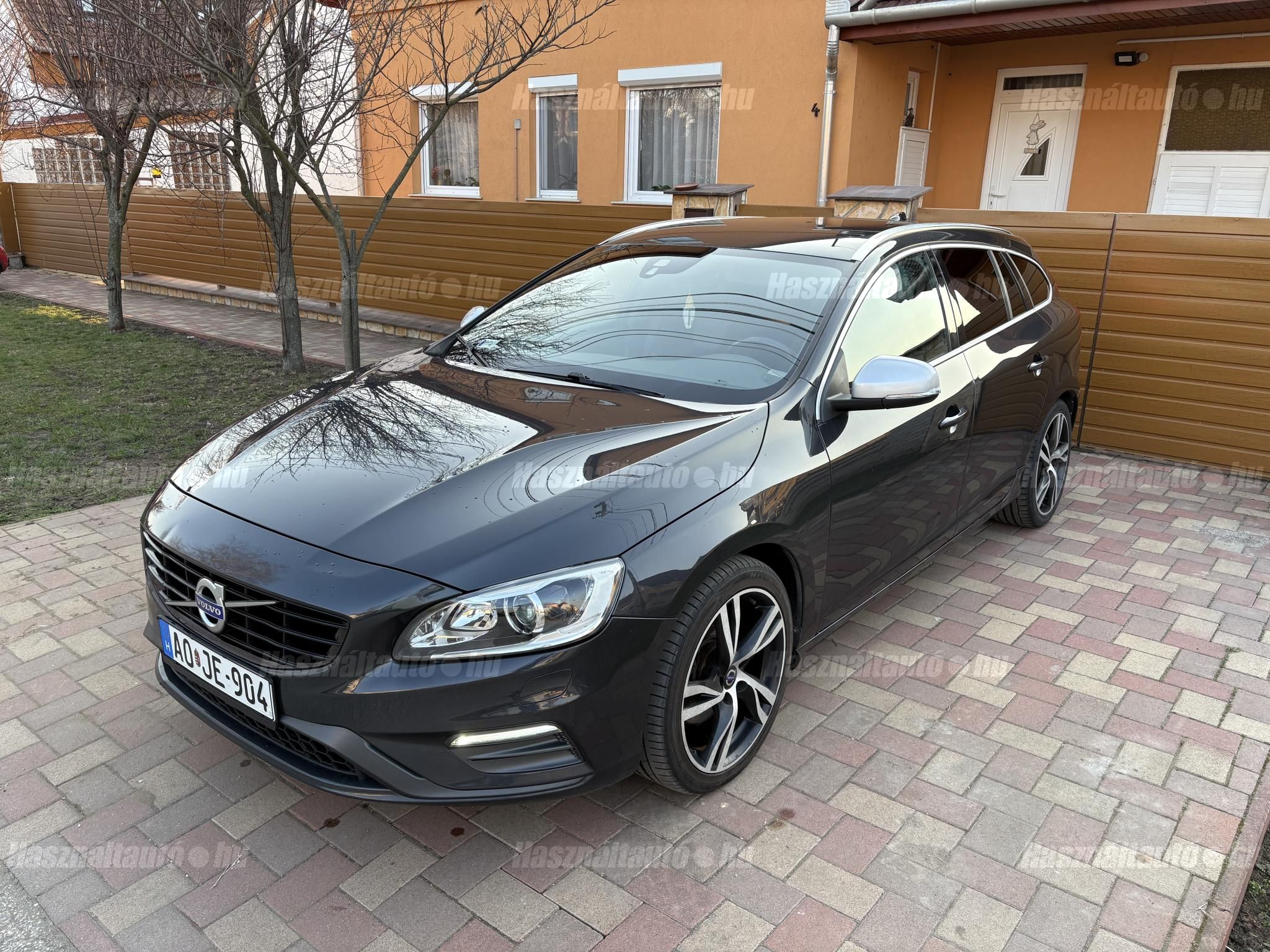 VOLVO V60 2016/11 - 1