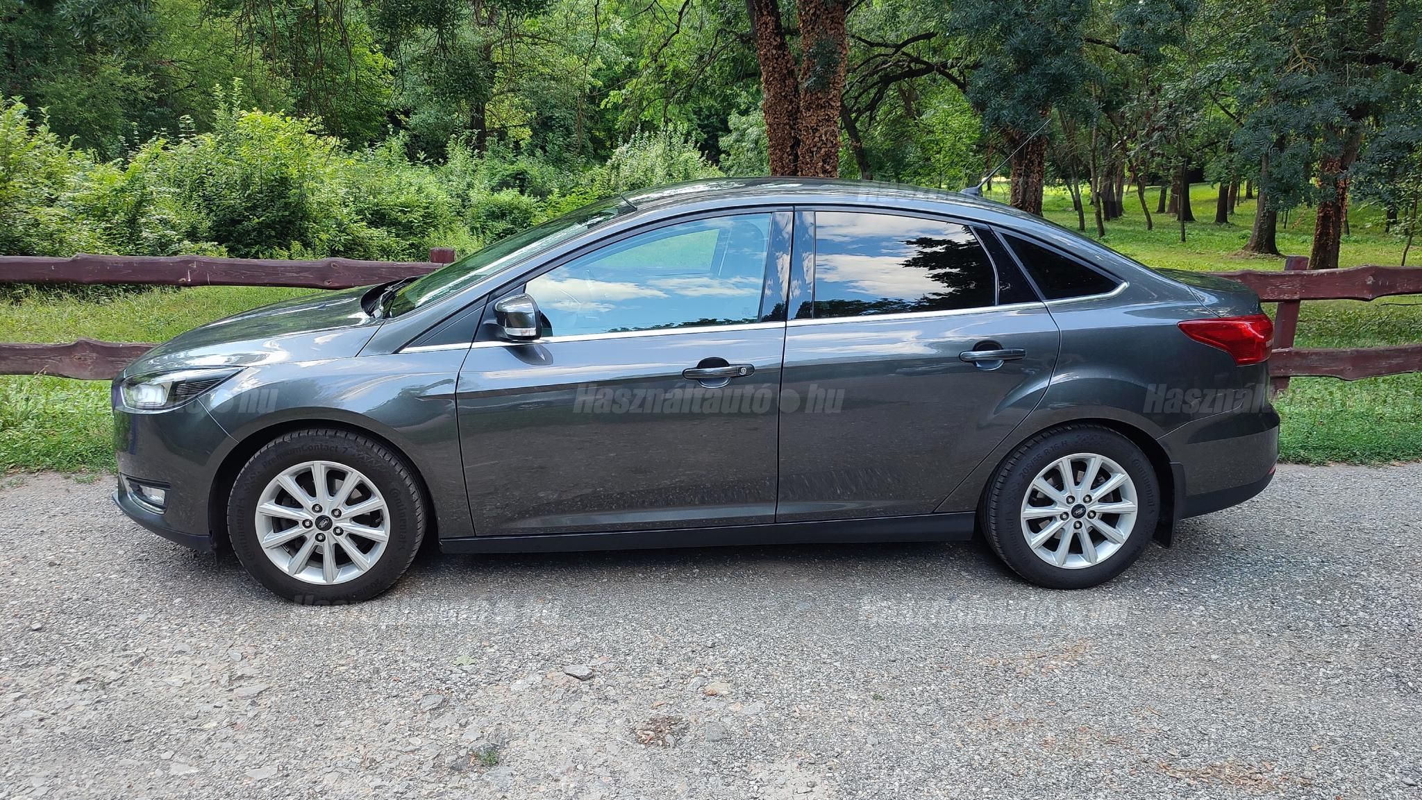 FORD FOCUS 2015/4 - 1