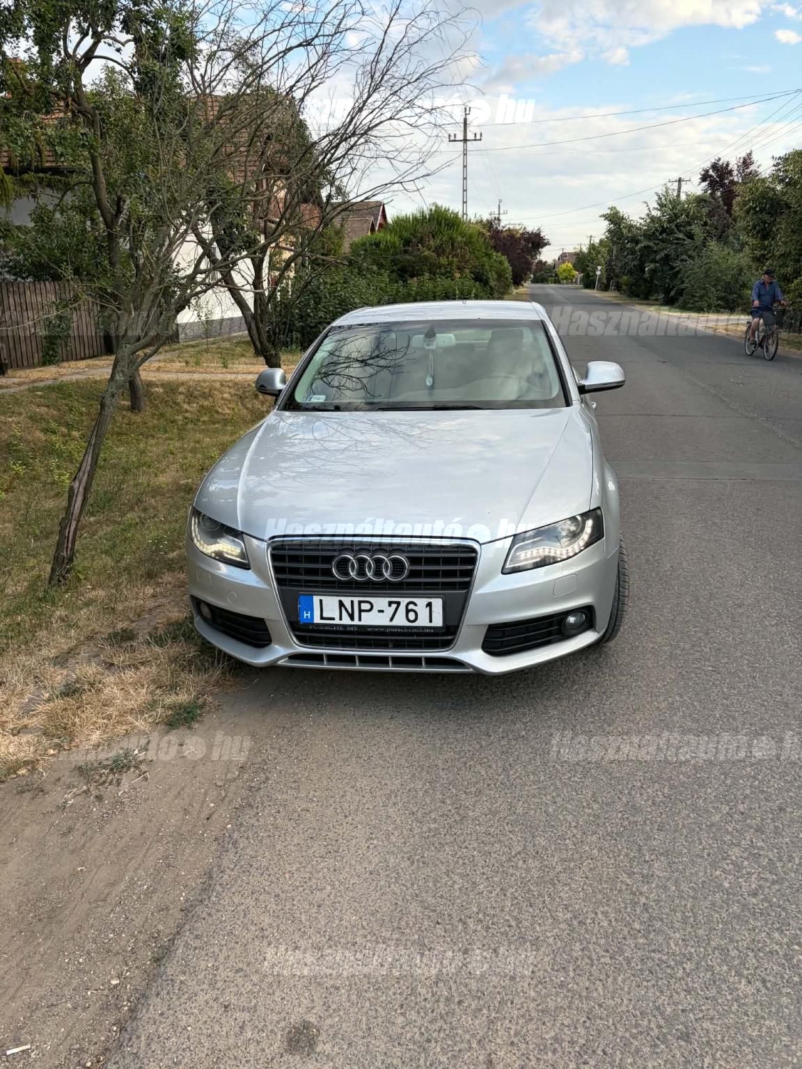 AUDI A4 2009/6 - 1