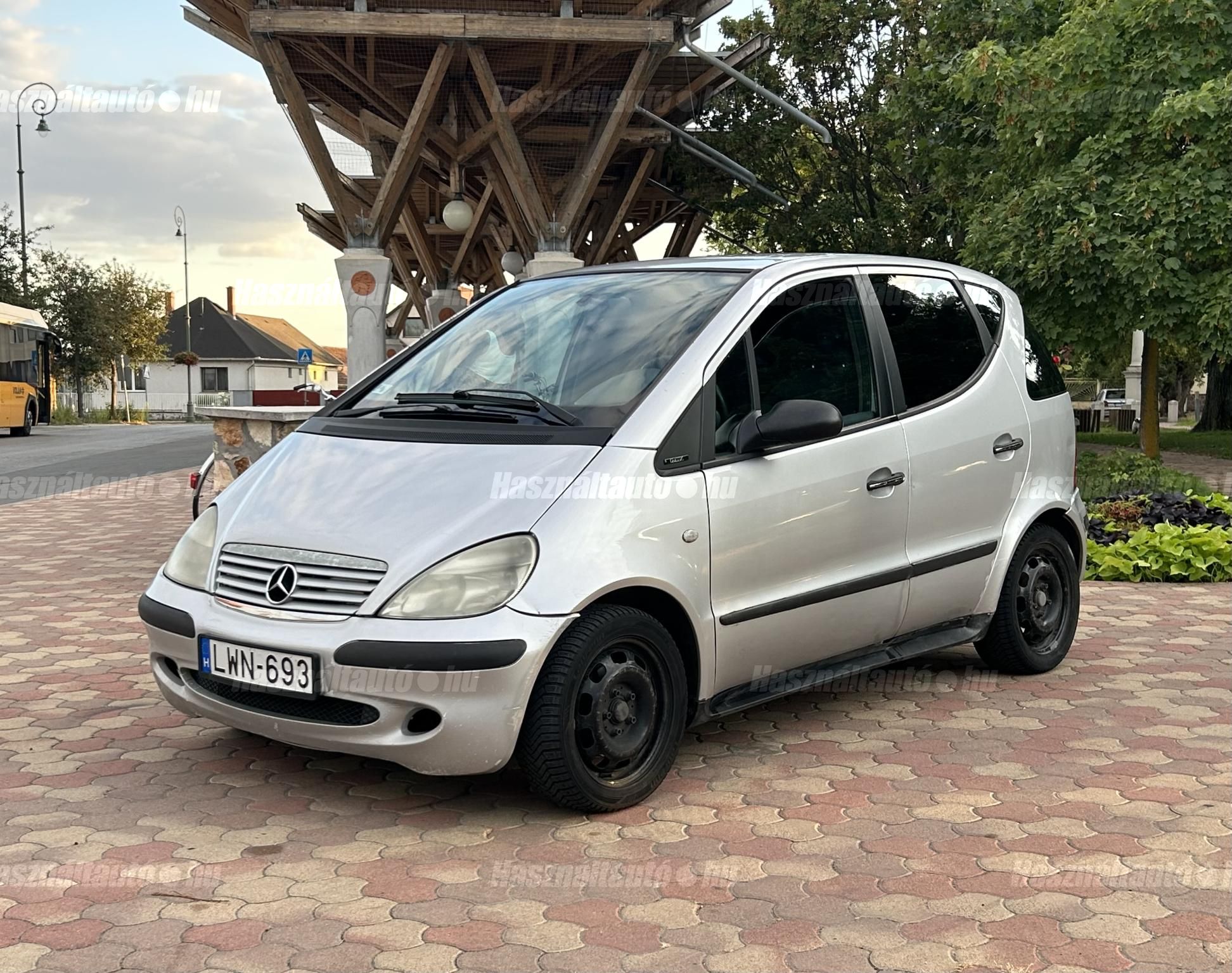 MERCEDES-BENZ A 160 2001/8 - 1