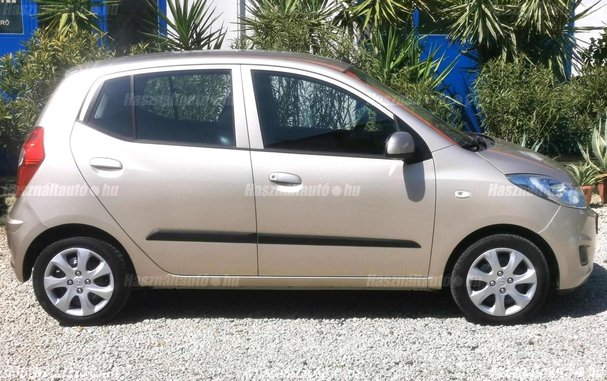 HYUNDAI I10 2011/3 - 1