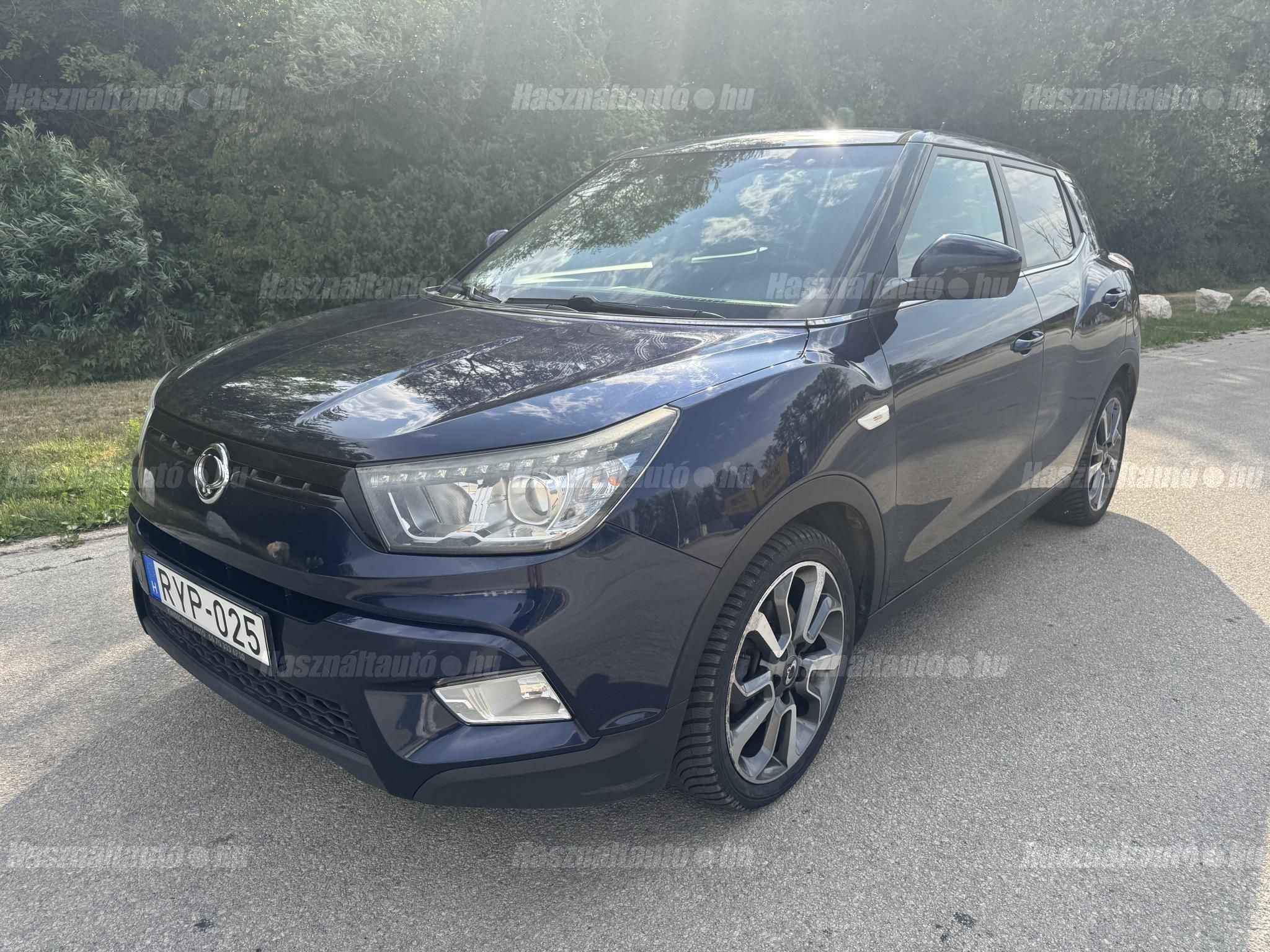SSANGYONG TIVOLI 2015/12 - 1