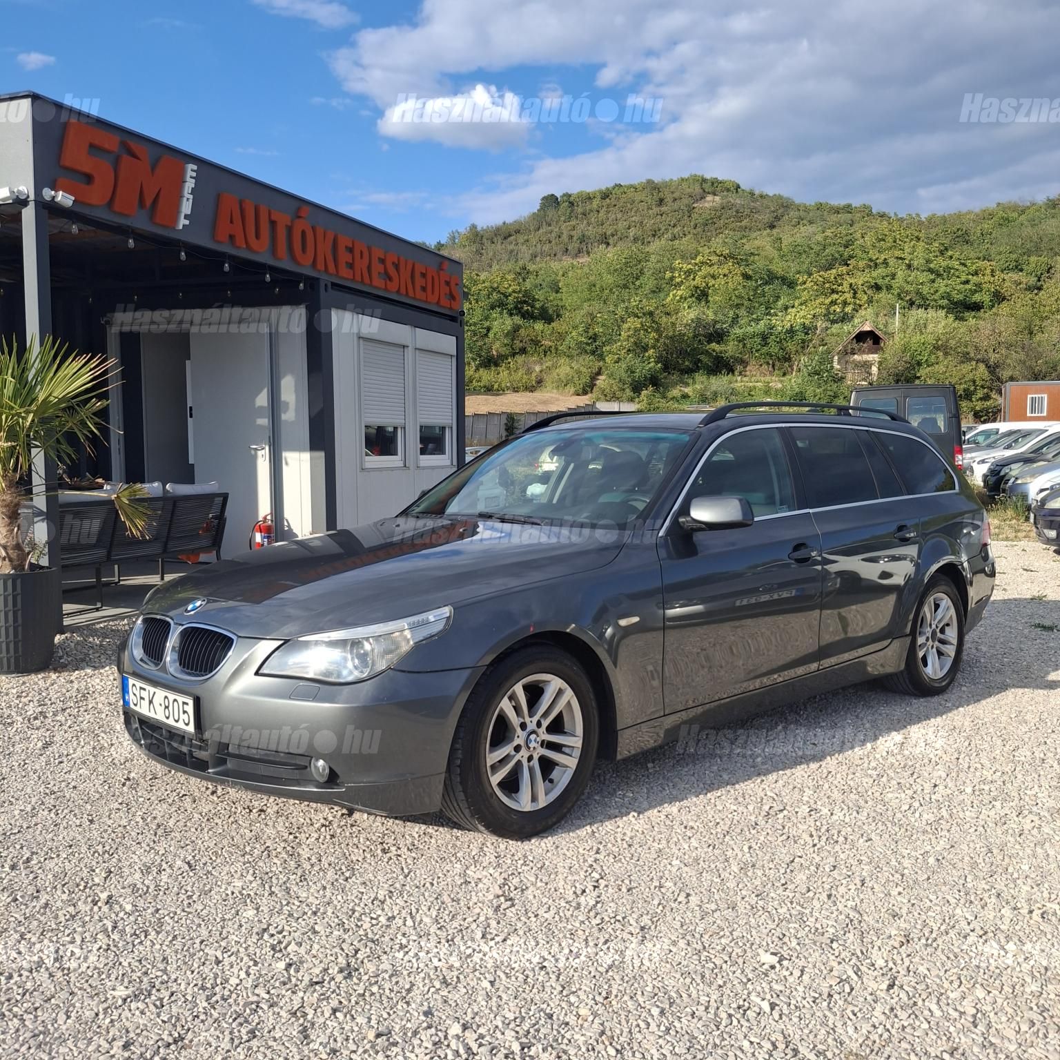 BMW 523 2005/7 - 1