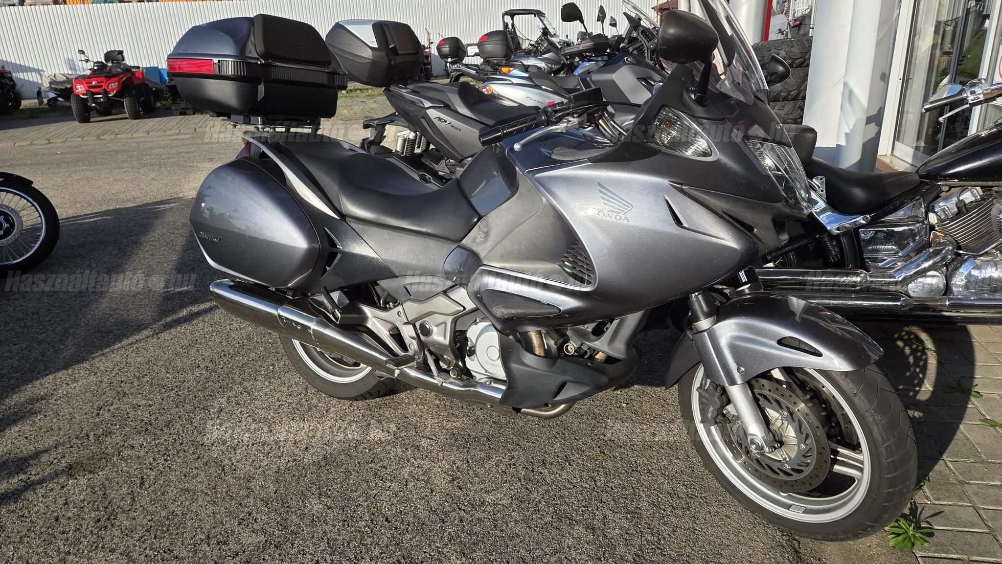 HONDA NT 700 V DEAUVILLE 2006/5 - 1