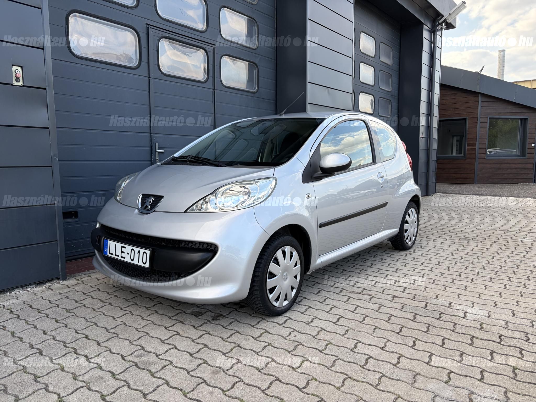 PEUGEOT 107 2009/2 - 1