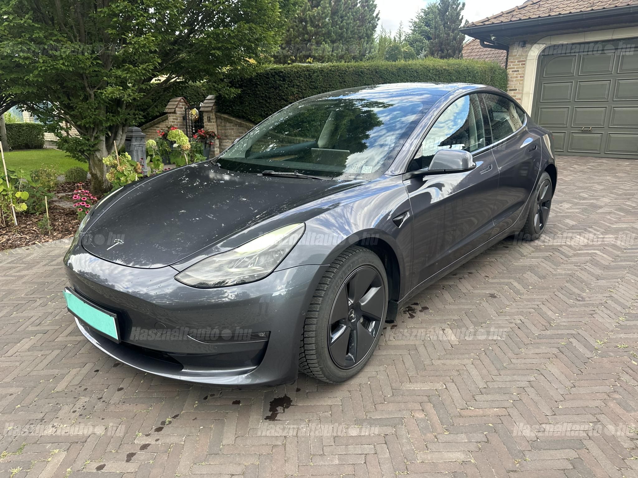 TESLA MODEL 3 2022/2 - 1