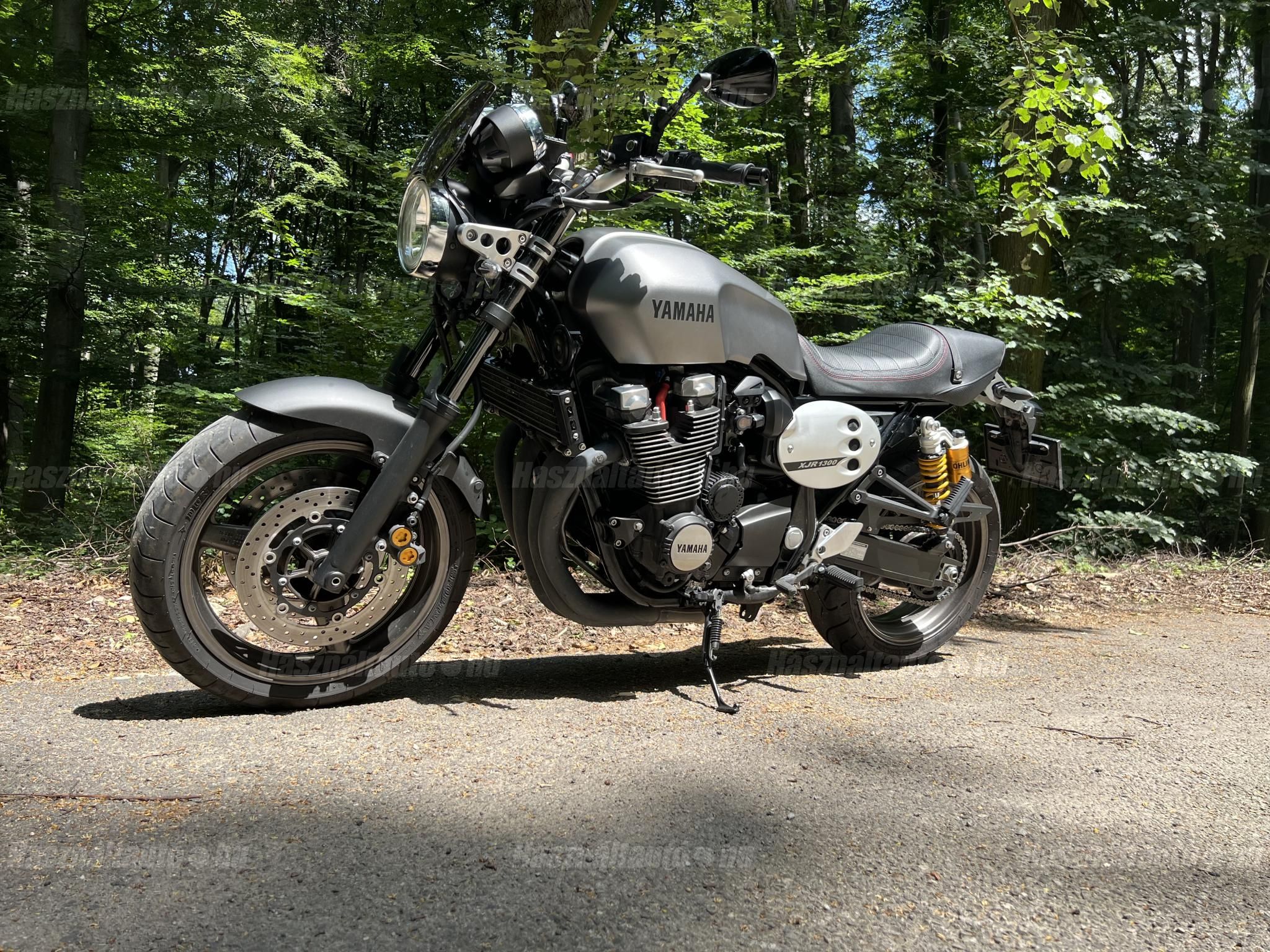 YAMAHA XJR 1300 2015 - 1