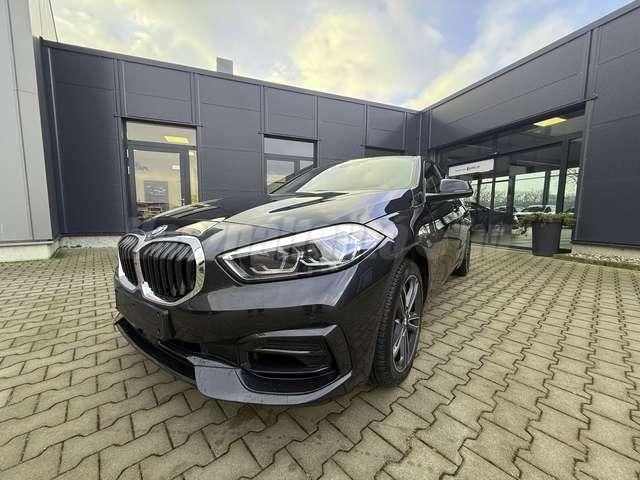 BMW 116 2024/6 - 1